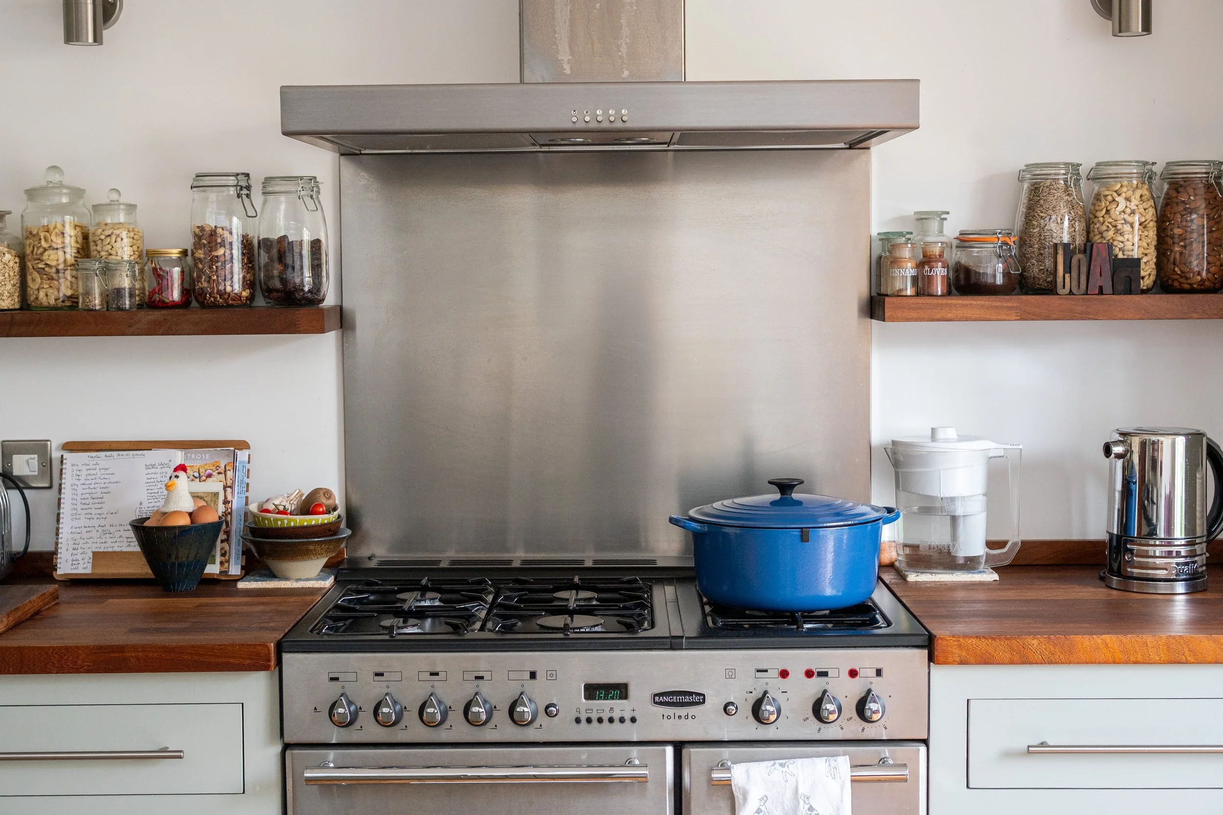 13 Heath Gardens Twickenham TW1-13.jpg