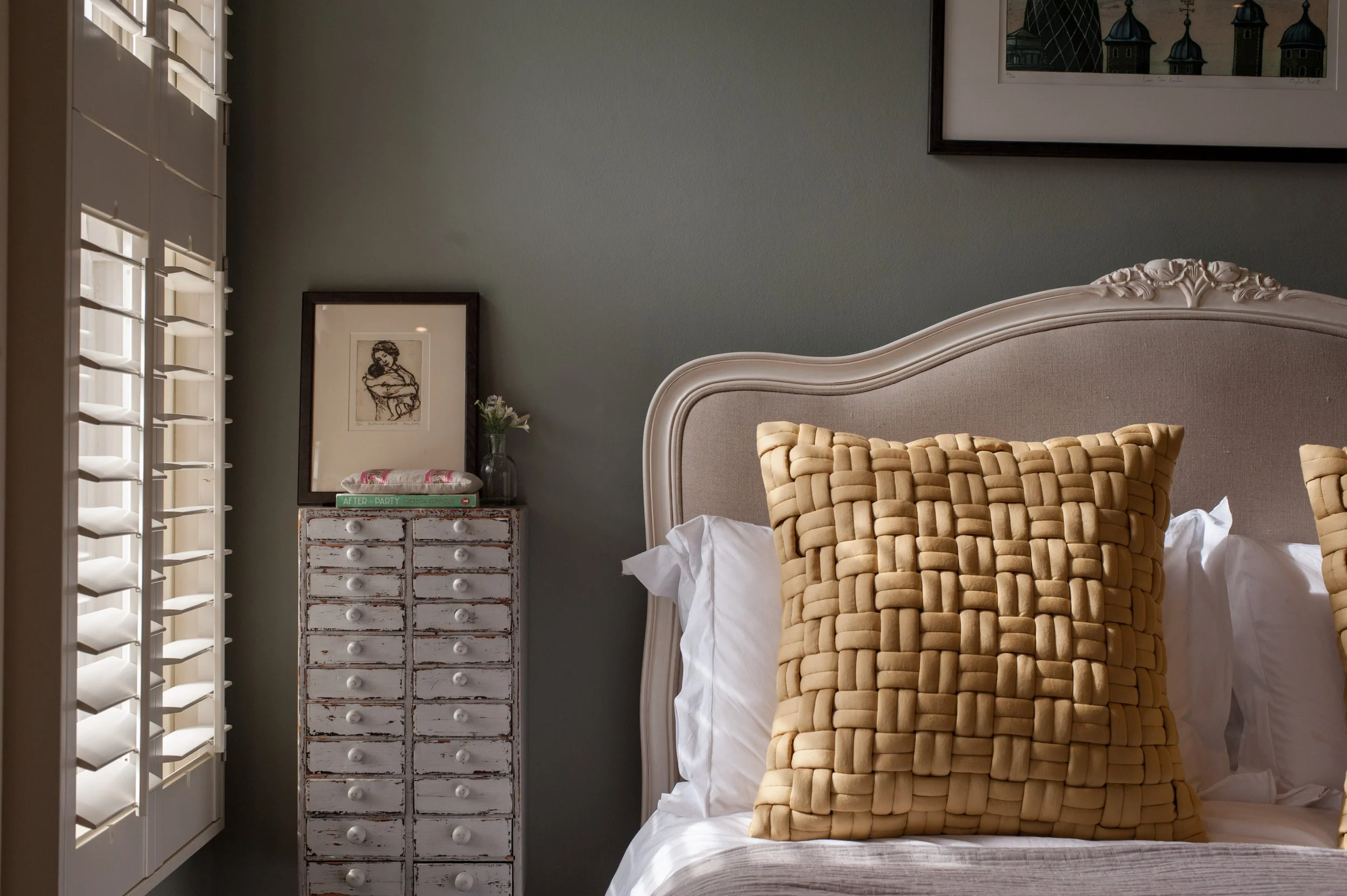 54 Hazledene Road London W4 3JB-30.jpg