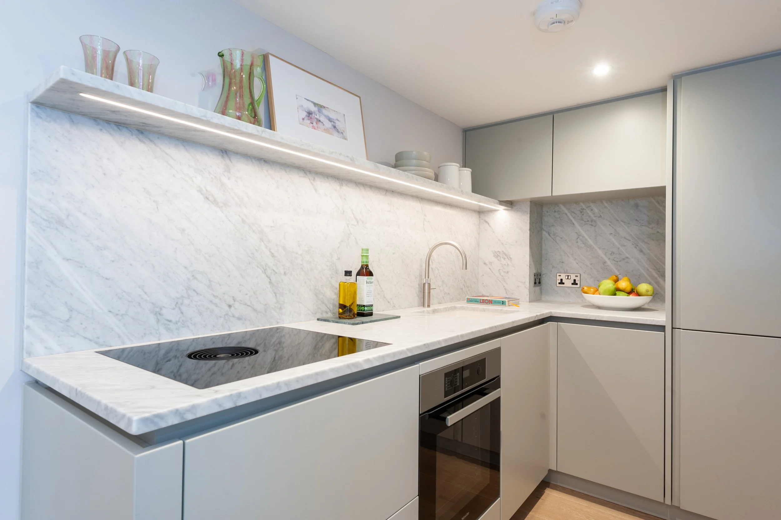 84780 F5 50 Pont Street-14.jpg