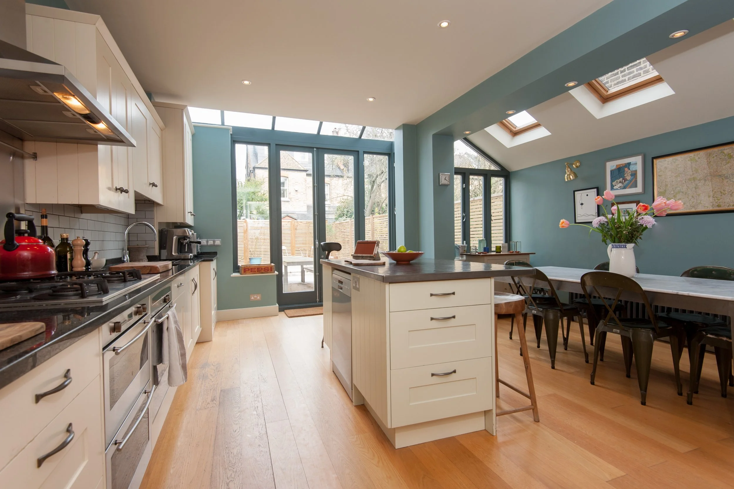 54 Hazledene Road London W4 3JB-14.jpg