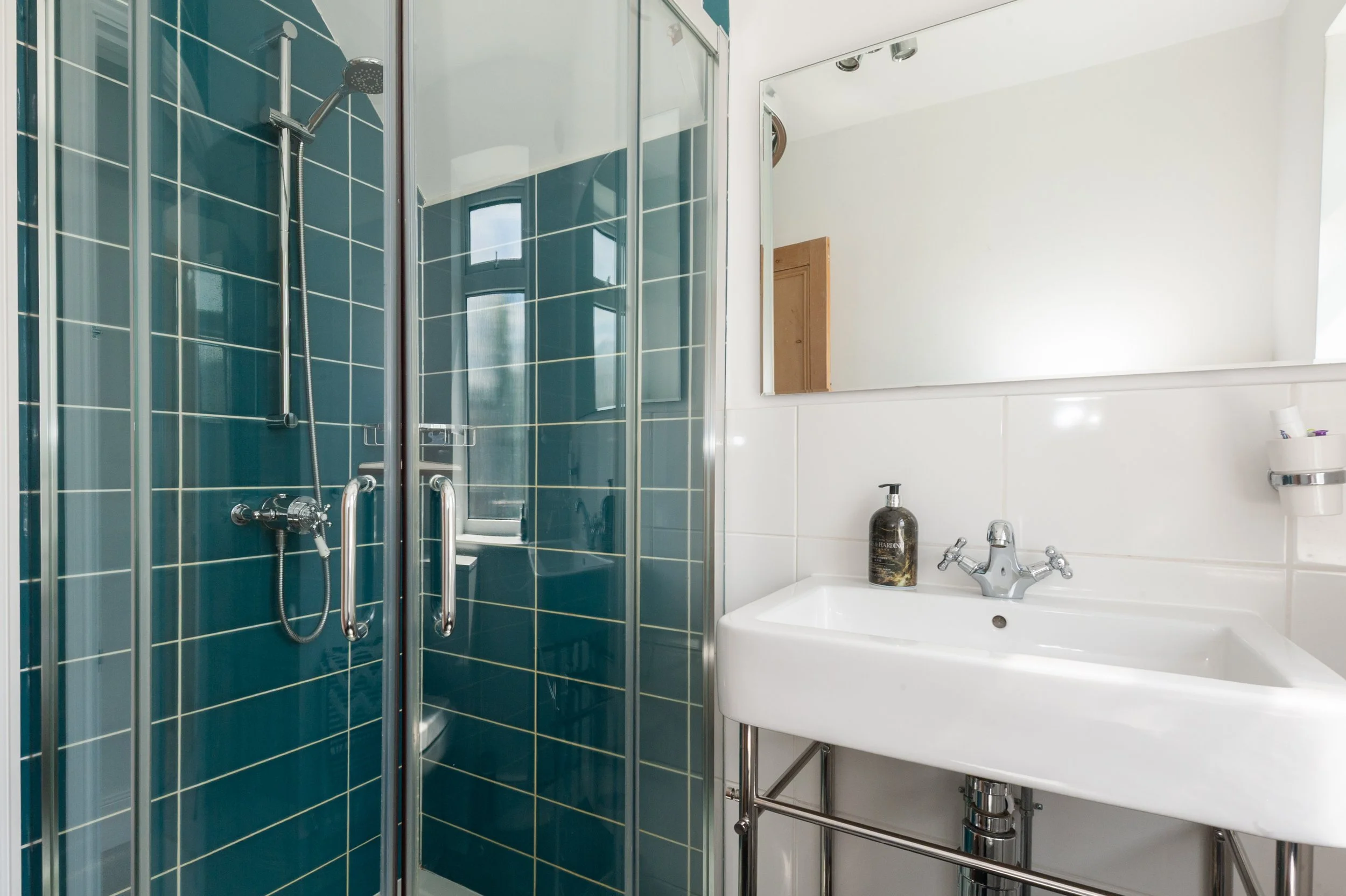 15 Ailsa Avenue St Margarets TW1 1NF 91872-14.jpg
