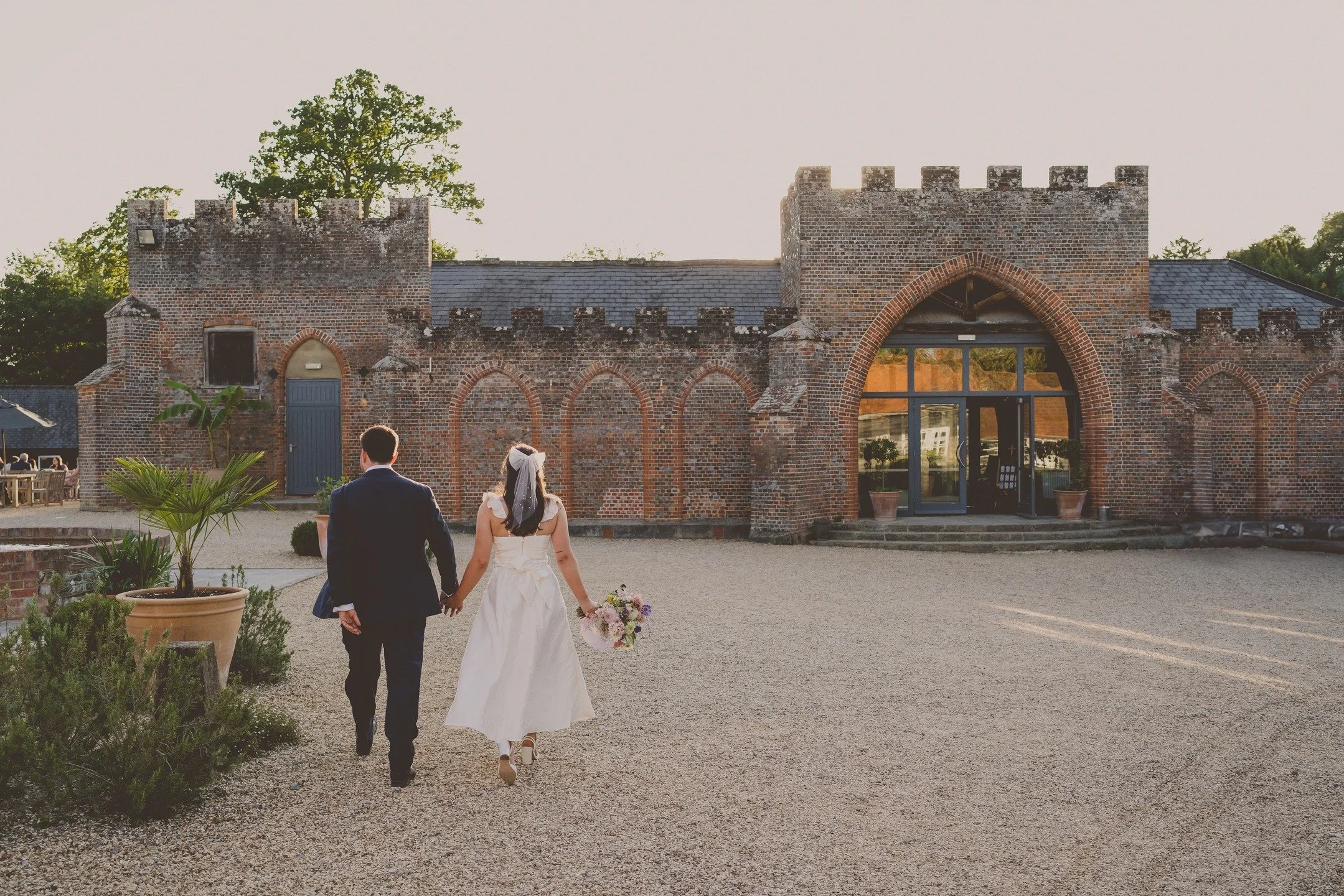 I'm a little behind on posting some of my recent weddings because August is so busy, but i'd love to share this lovely day with you.

Harry and Rheanne got married at @wasingweddings a couple of weeks back. It was such a wonderful, joy filled, sunshi