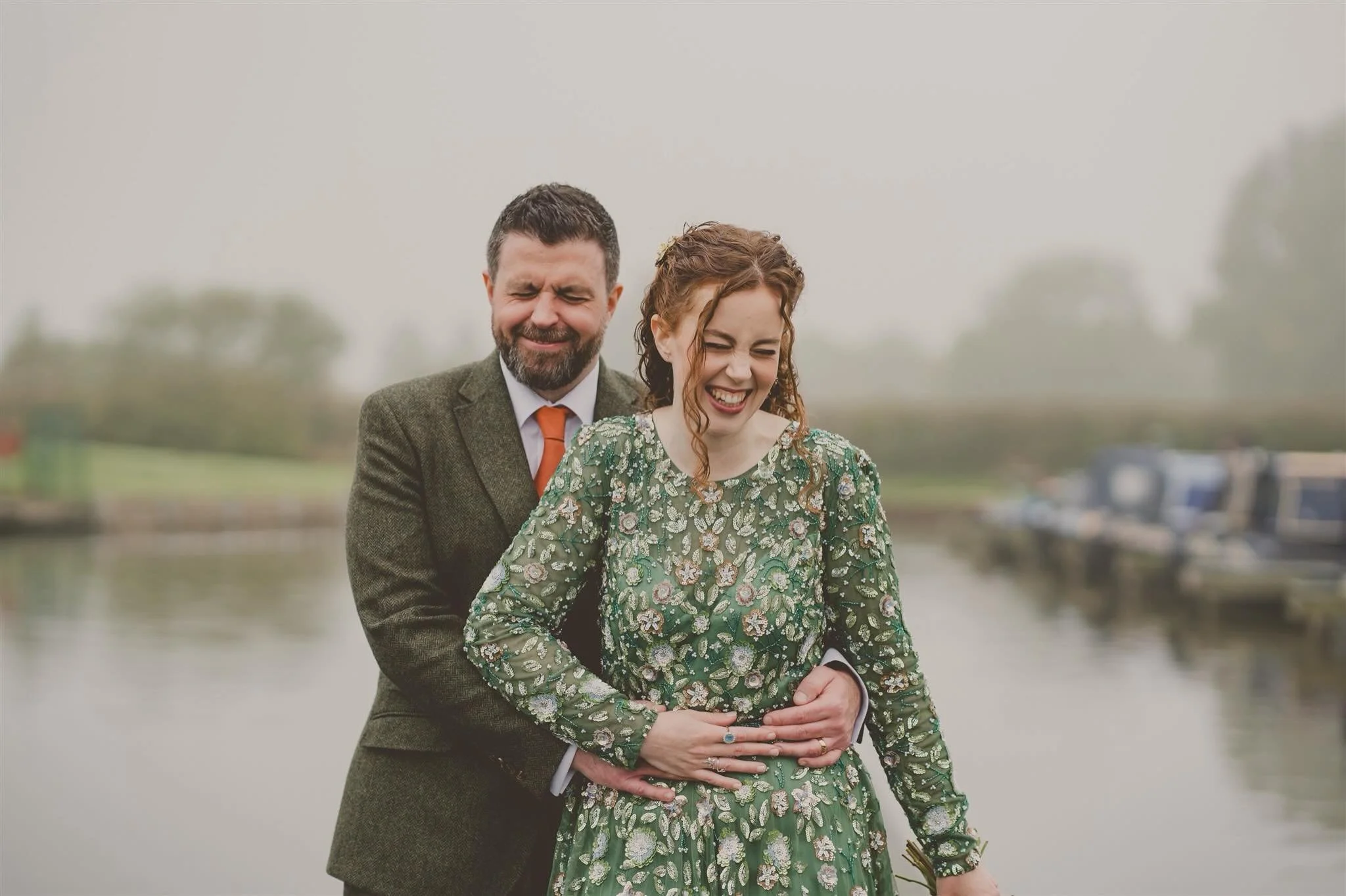 @madeleine.o.c knows how to pick a wedding dress! Absolutely divine! I had the best time with her and Ash at their wedding @astonmarina_ last year!

#astonmarinawedding #staffordshireweddingphotographer #autumnwedding