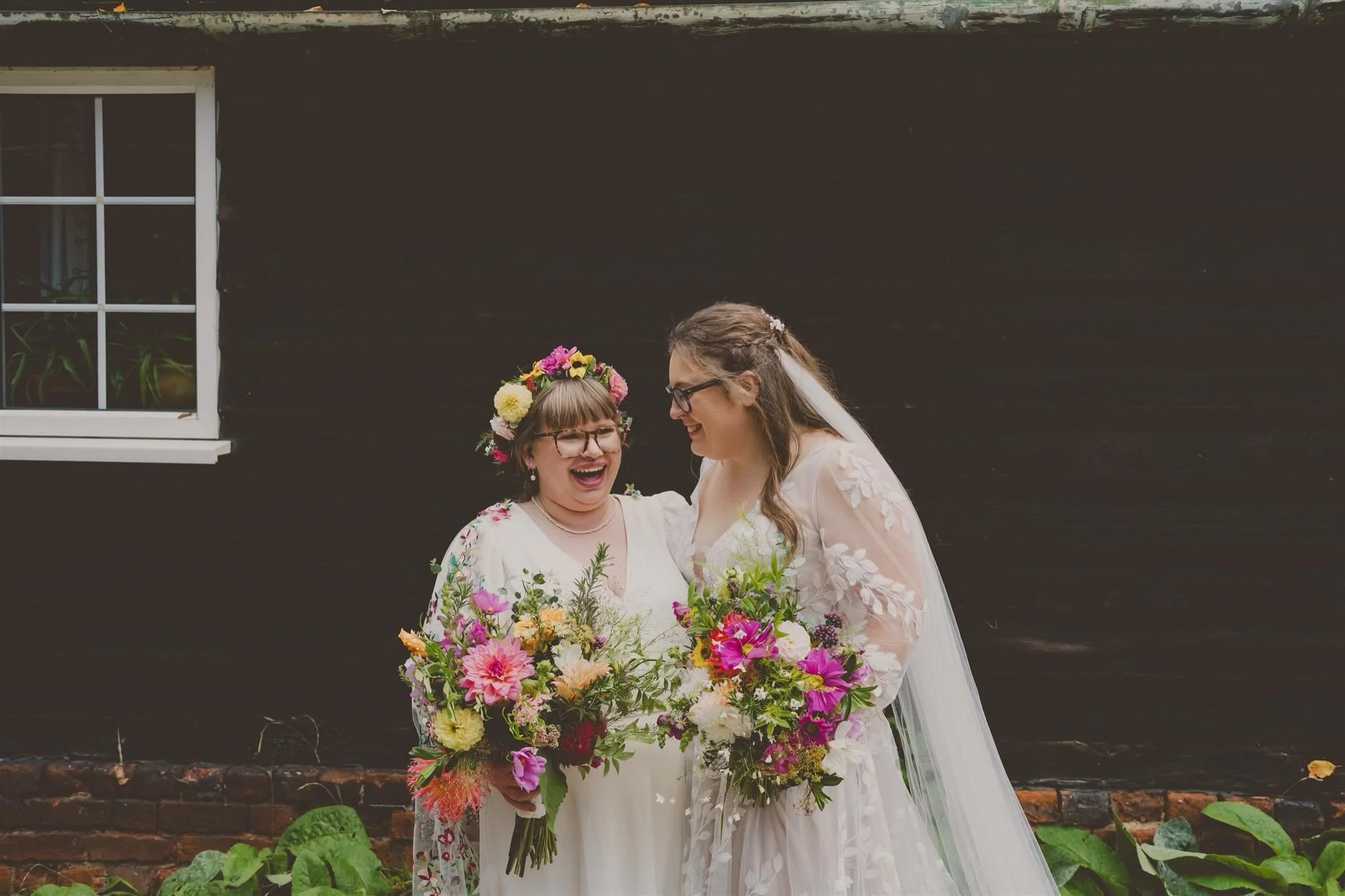 Autumn gorgeousness 🍁 🍂 

#creativeweddingphotographer #alternativeweddingphotographer #relaxedweddingphotographer #naturalweddingphotography #colourfulweddingphotography