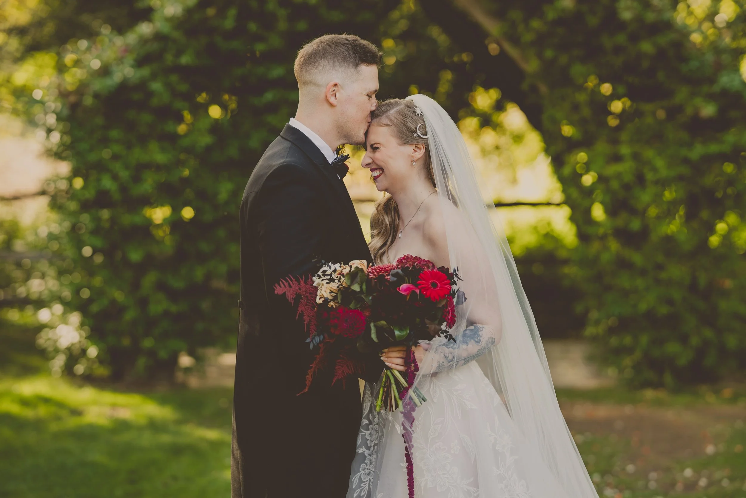 These two 🧡 Best day ever
No notes!

Huge congrats to the new Mr and Mrs Walton-Guppy. Lots of love to you both.