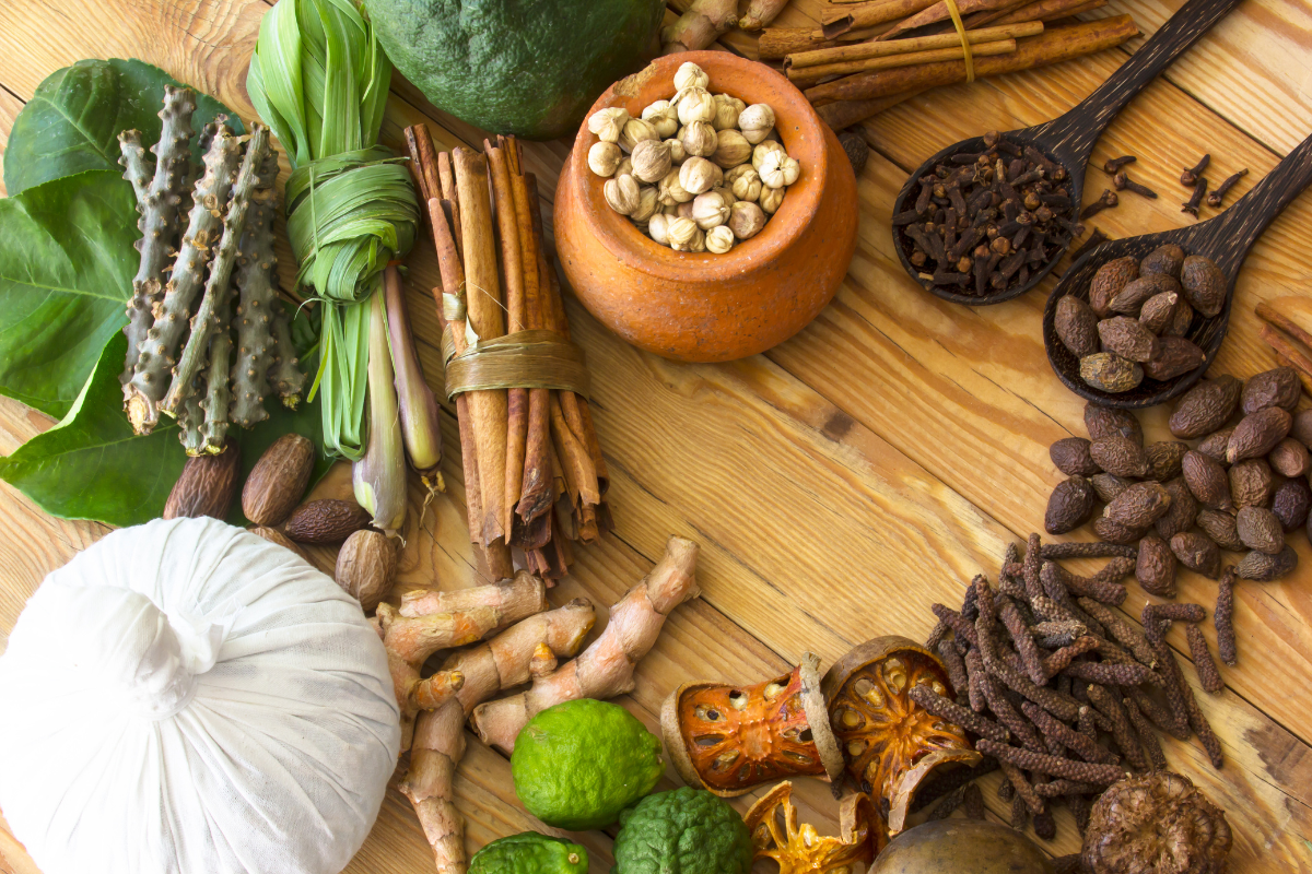 Ayurvedische Kräuter und Gewürze zur Unterstützung der Darmgesundheit bei Hund und Pferd Platzierung