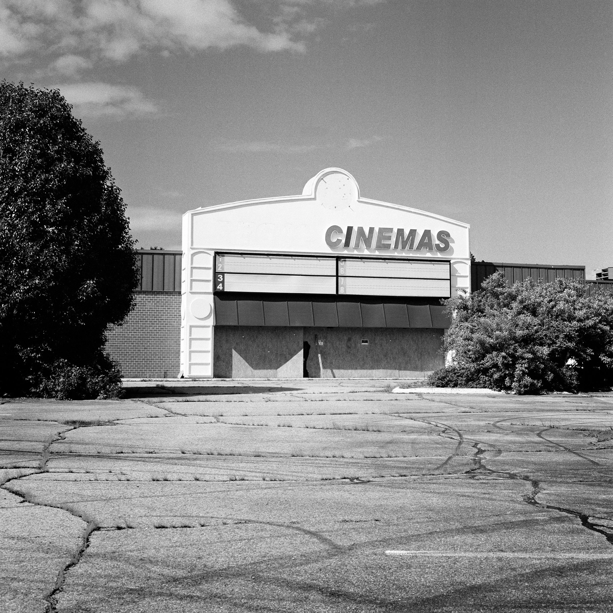  Regal Hooksett #1 (8 Screens)  Hooksett NH, Closed May 4, 2023