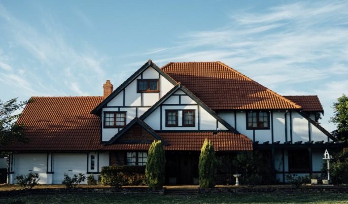 Large Detached House.jpg