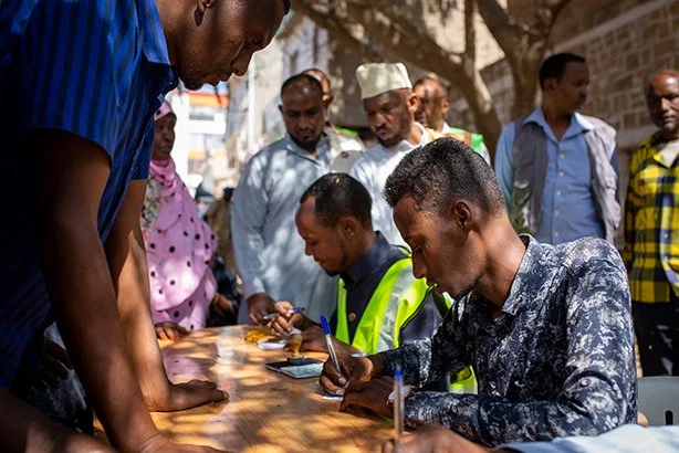 En serie om hverdagsliv og bevægelse i det offentlige rum.