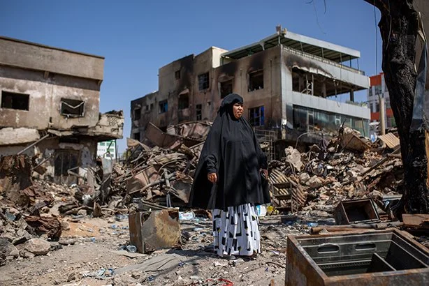 Waheen Market Fire (The Guardian)