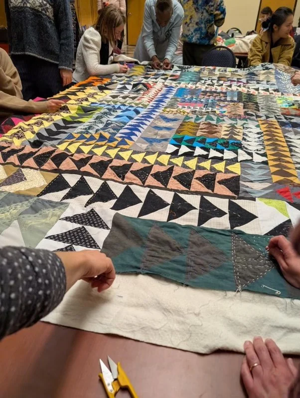 No Borders Quilting Bee