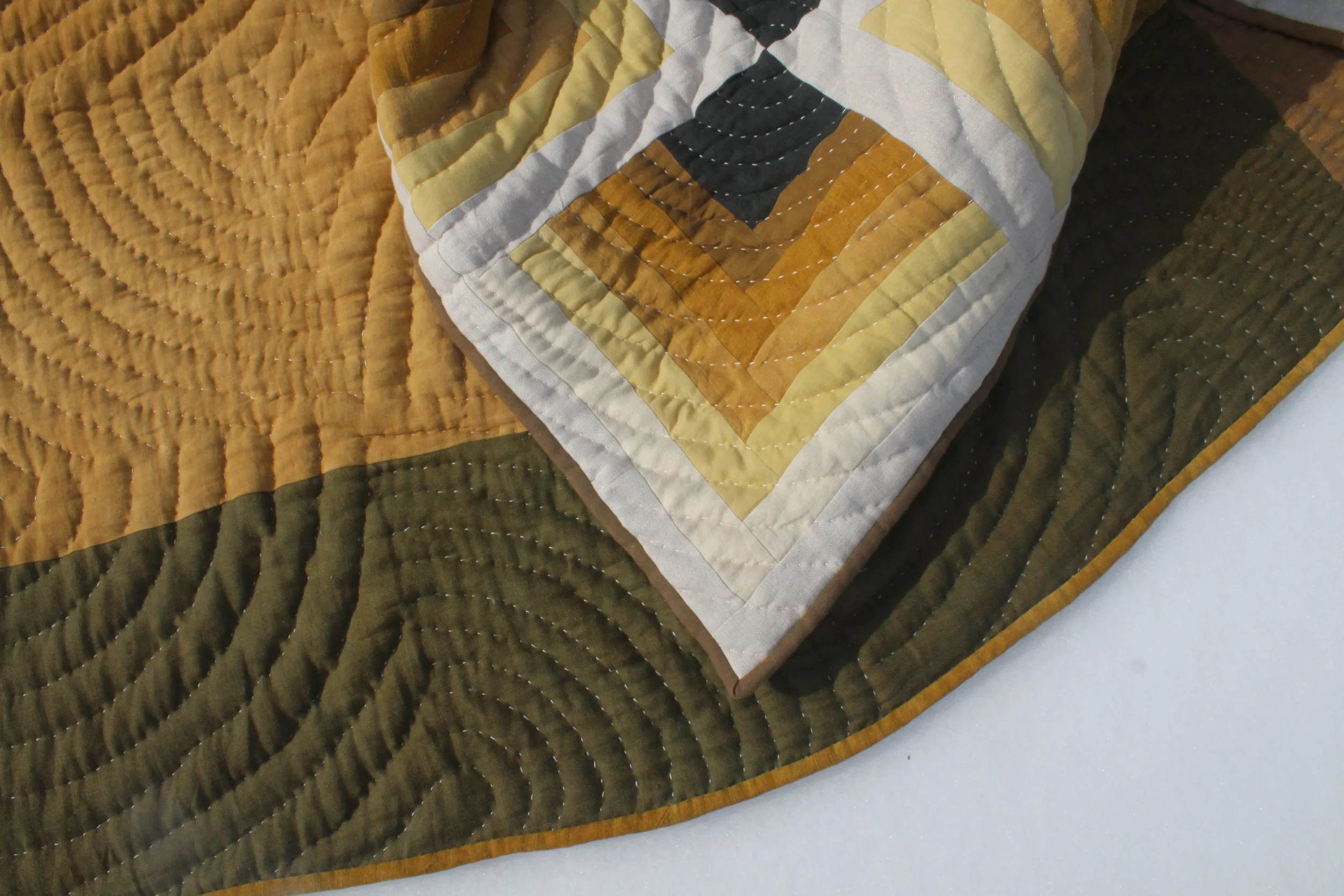 honey quilt close up.jpg