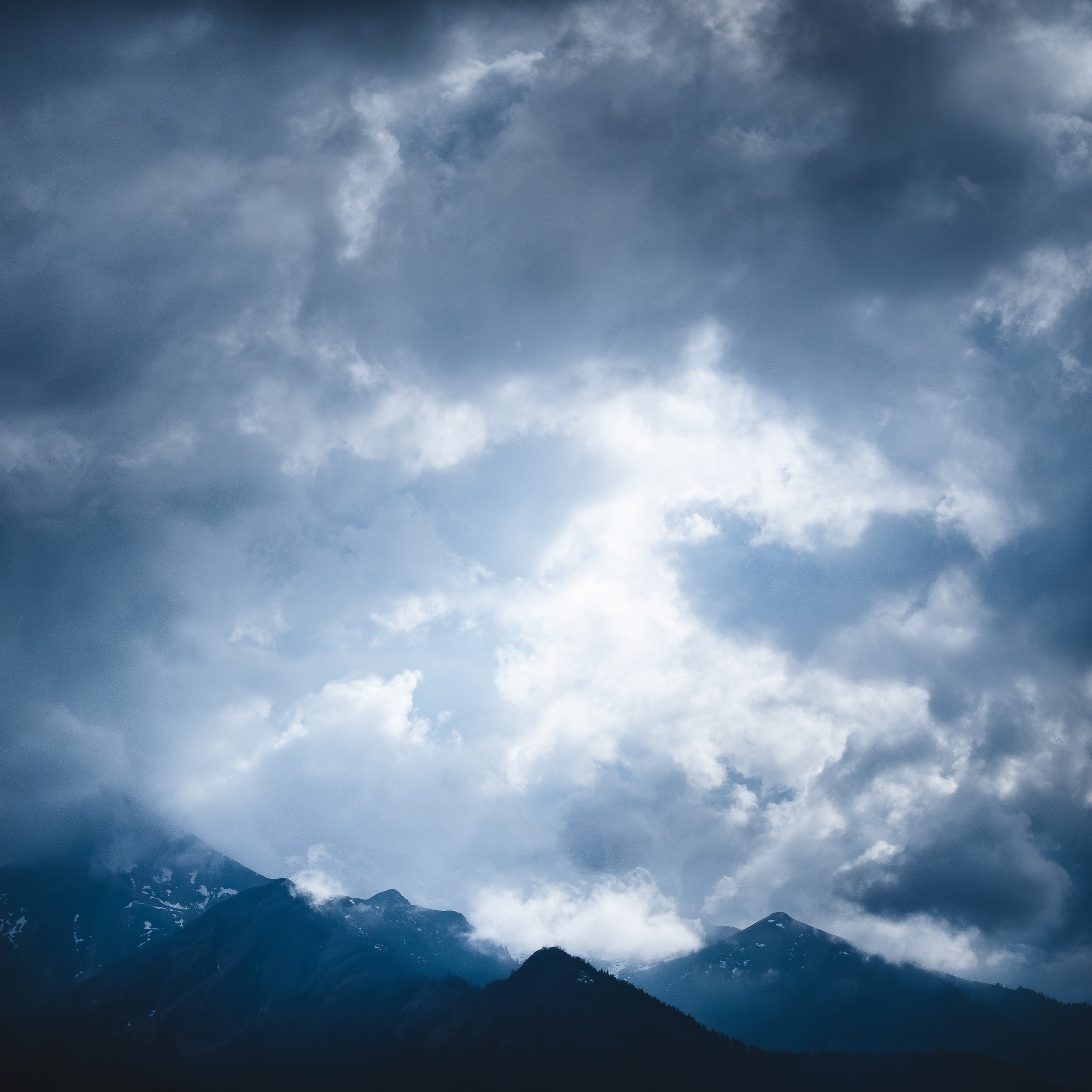 "Passerelle entre les mondes"