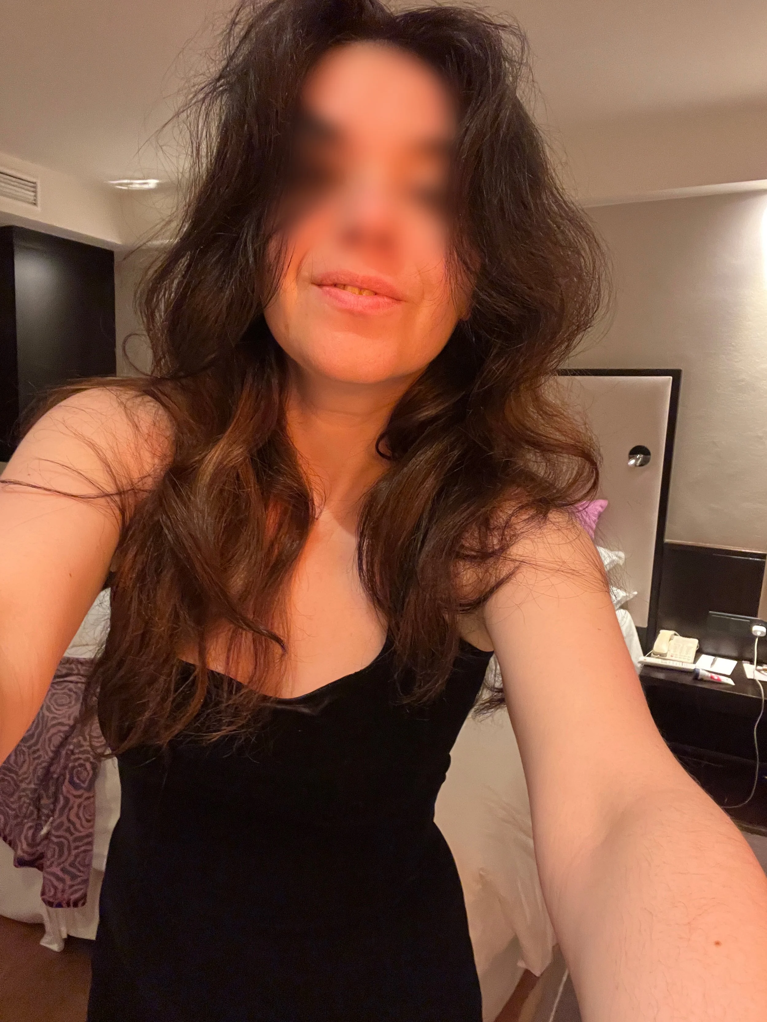 elise_hamburg_selfie.jpg