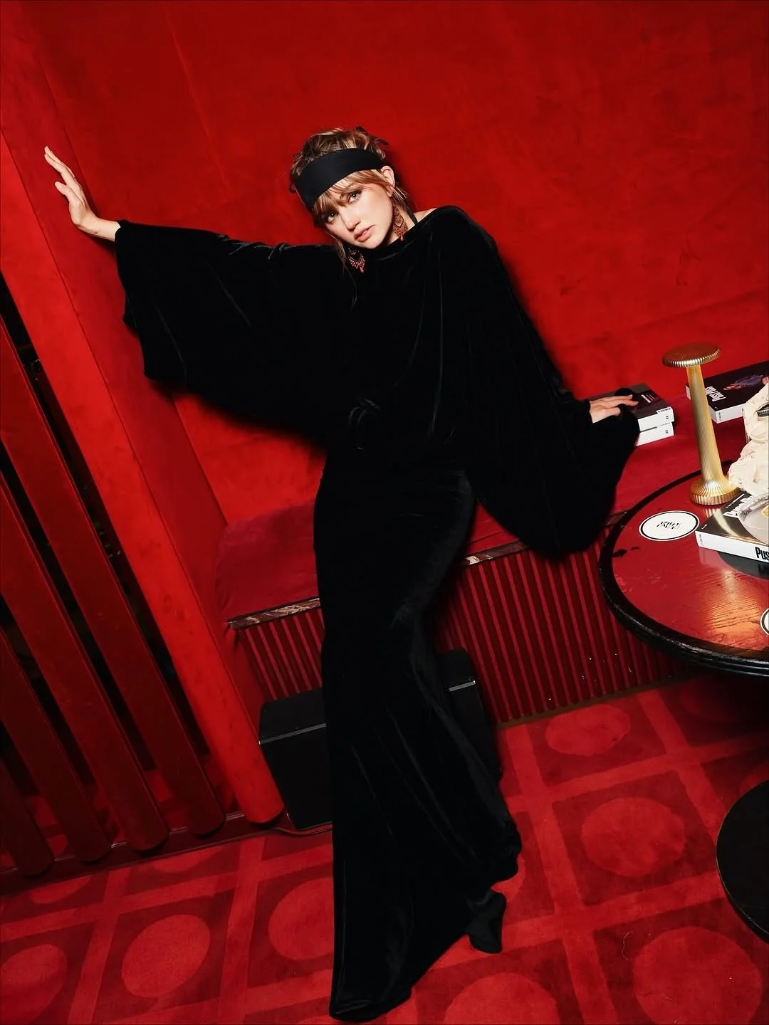 Lester attends the Taller Marmo X Puss Puss Holiday Party in London

📸: @simaonogueira__