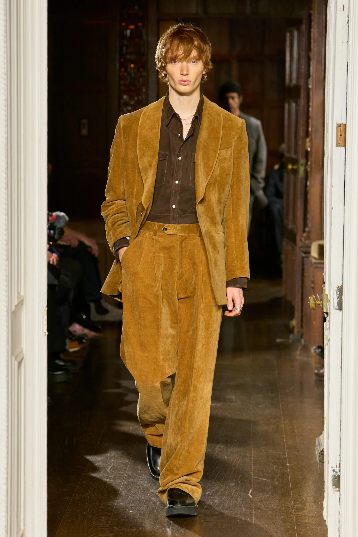 calum-harper-runway-brown-suit-rua.webp