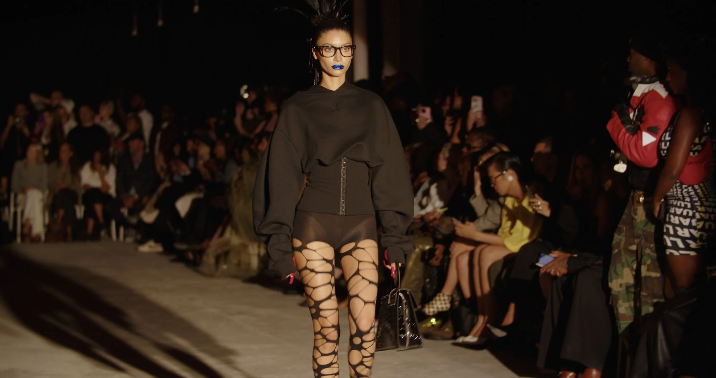 LUAR SS26: La Fantasía
LOOK: 10