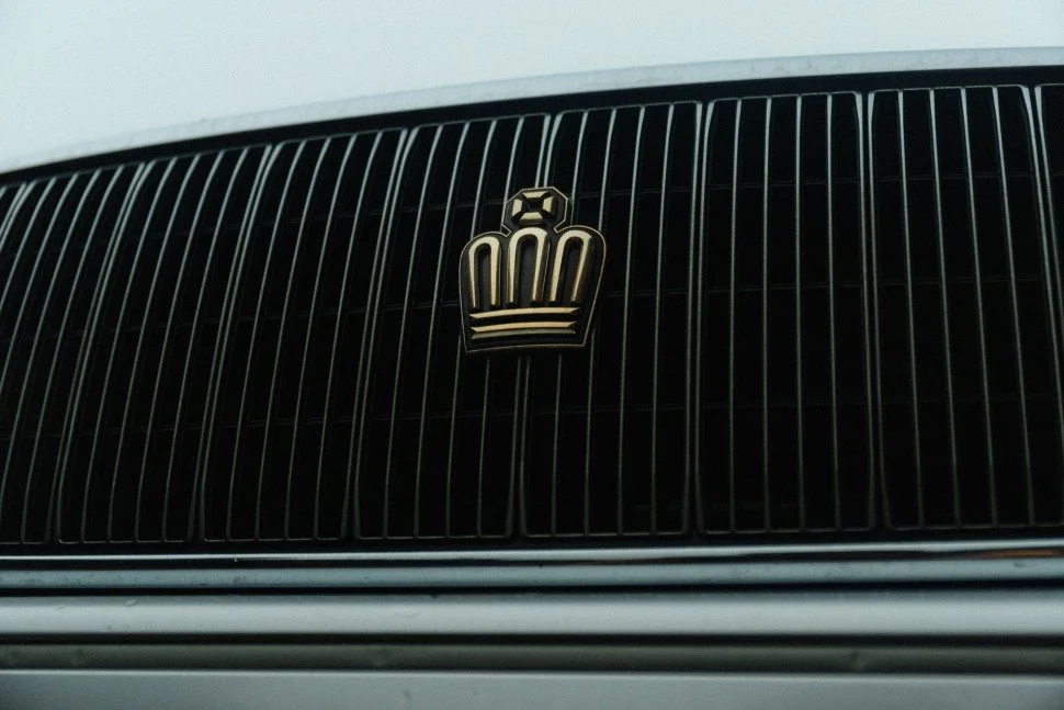 toyota_crown_majesta_grille.jpg