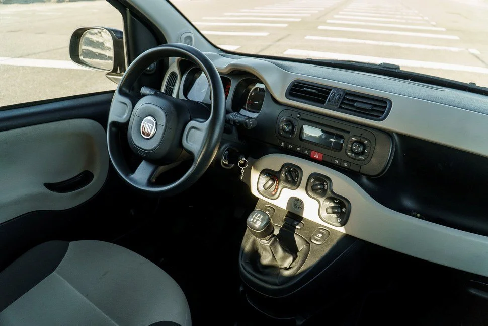 fiat_panda_edizione-cool_cockpit.jpg