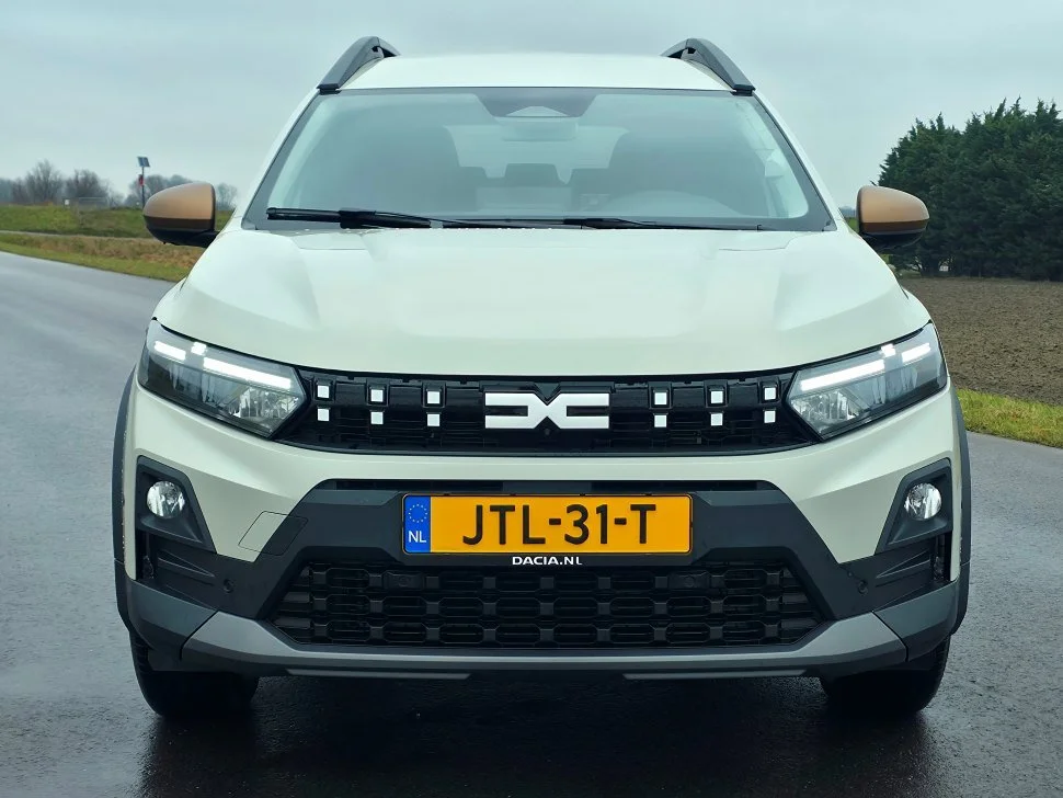 dacia_jogger_voorkant.jpg