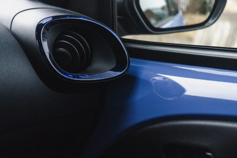 toyota_aygo_X_marmer2.jpg