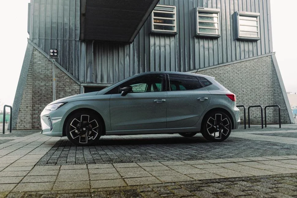 seat-ibiza-profiel2.jpg