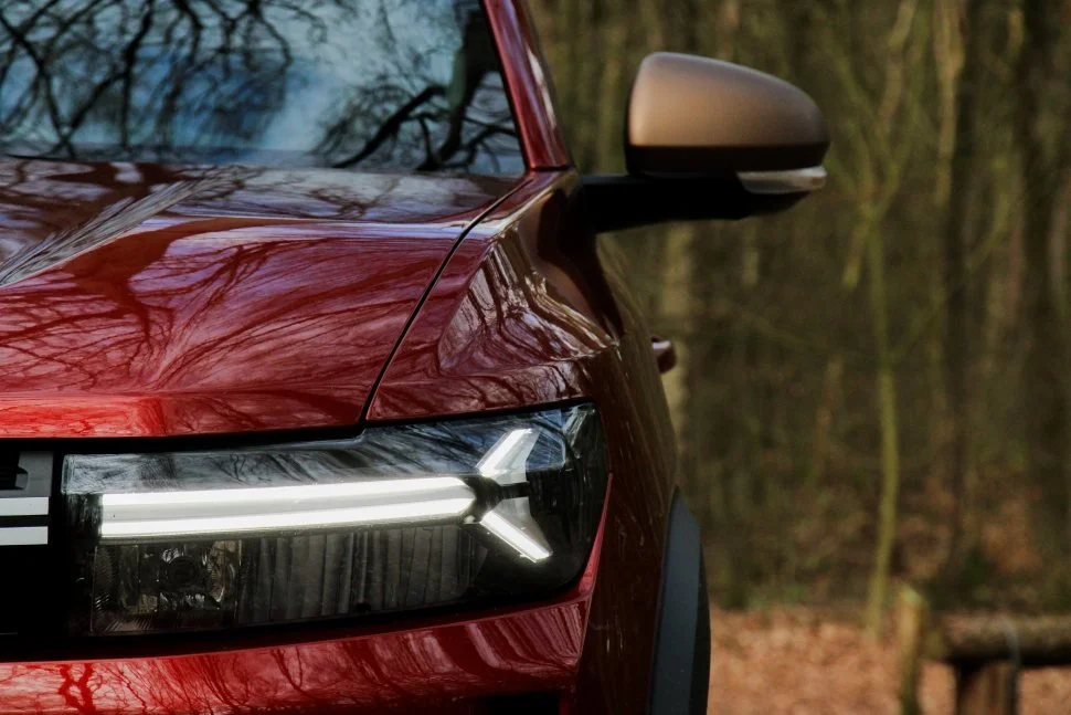 Dacia-Duster-4x4-koplamp.jpg