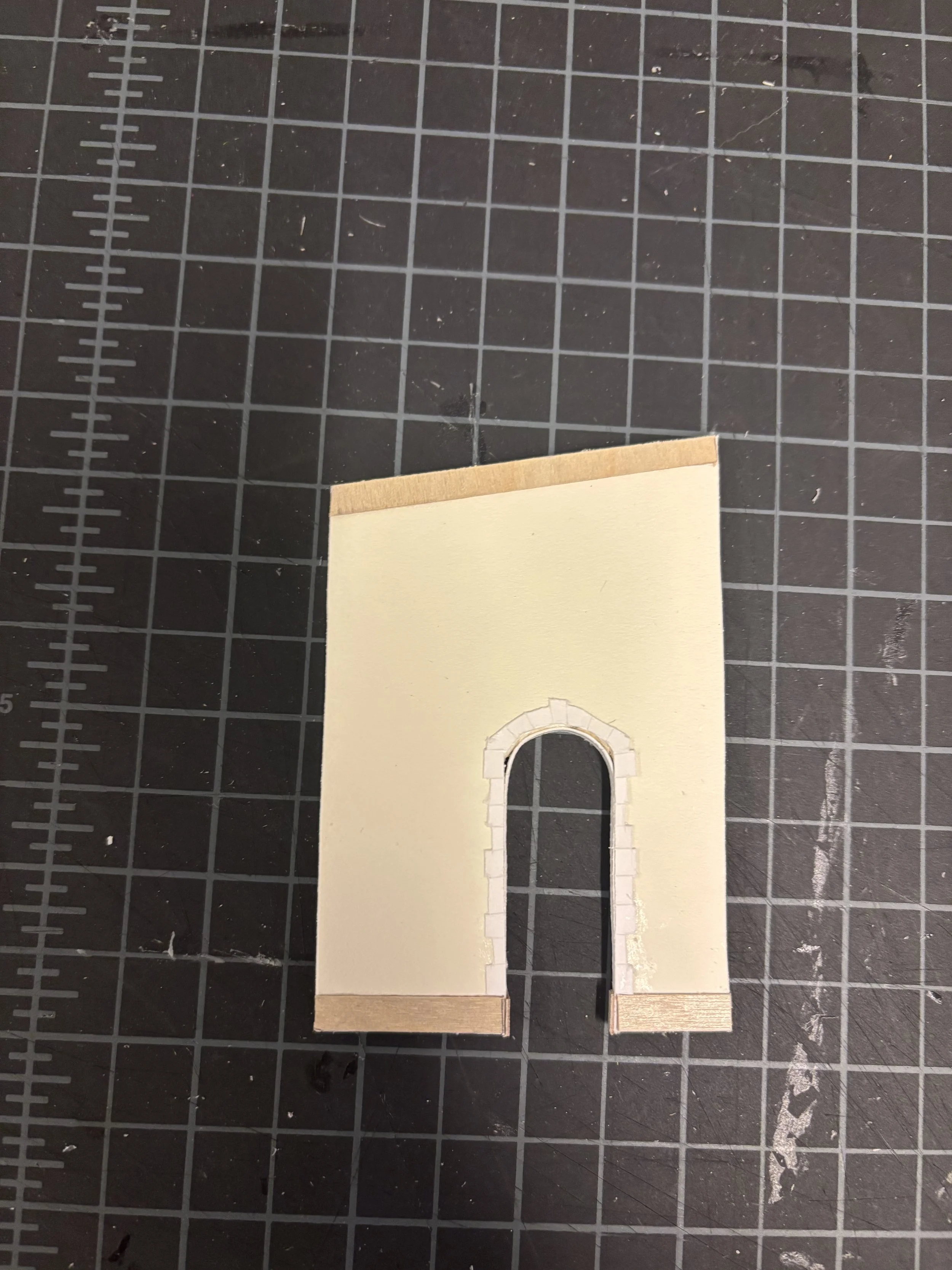 1/4" scale arch wall