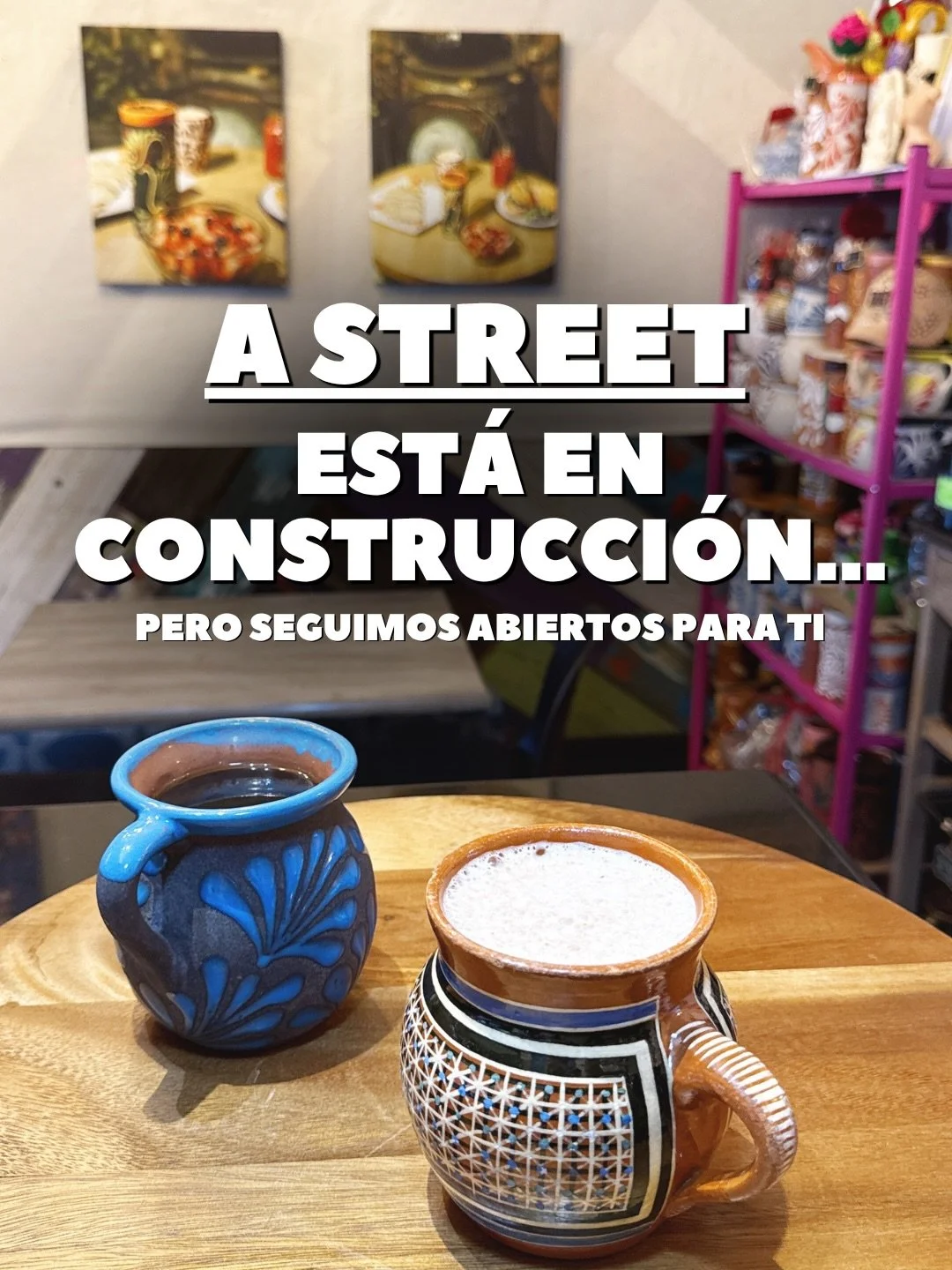 Aunque A Street sigue en construcci&oacute;n, A Romo&rsquo;s Caf&eacute; contin&uacute;a abierto y listo para servirte tus favoritos. ☕️

Ven por tu Caf&eacute; de Olla, un desayuno rico, un s&aacute;ndwich para el lunch o una bebida fresca. Y si pre