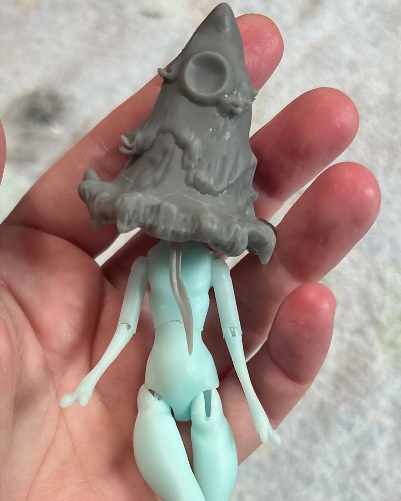 i&rsquo;m back from the dead! no really i&rsquo;ve been doing so much that social media fell by the wayside&hellip;. but one of the new things was a new mushroom fried - shaggycap. #bjd #bjddoll #balljointeddoll #3dprinted