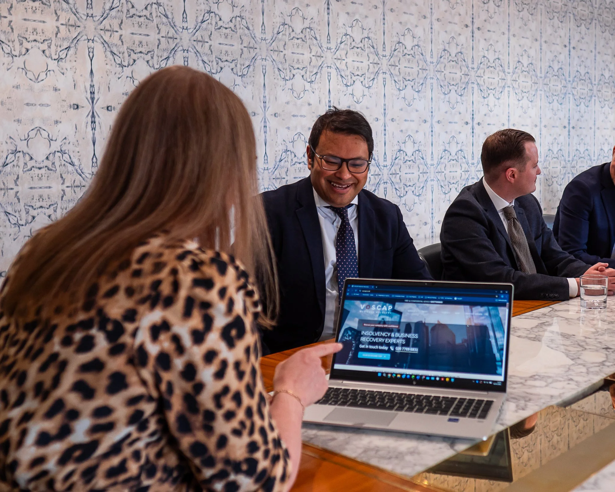 When Workplace Bonds Strengthen Teams—and When They Undermine Them