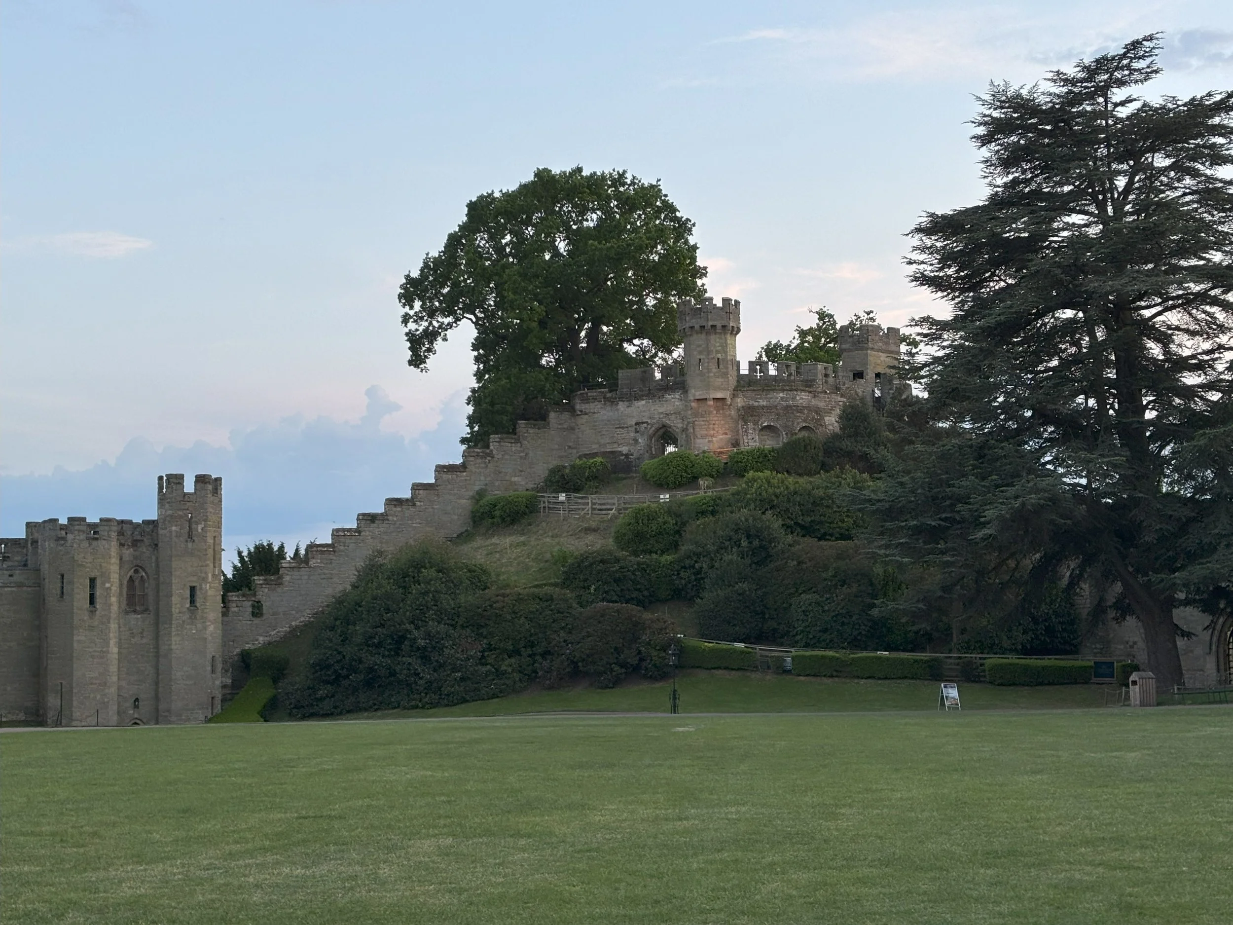 Warwick Castle4  05-11 .jpg