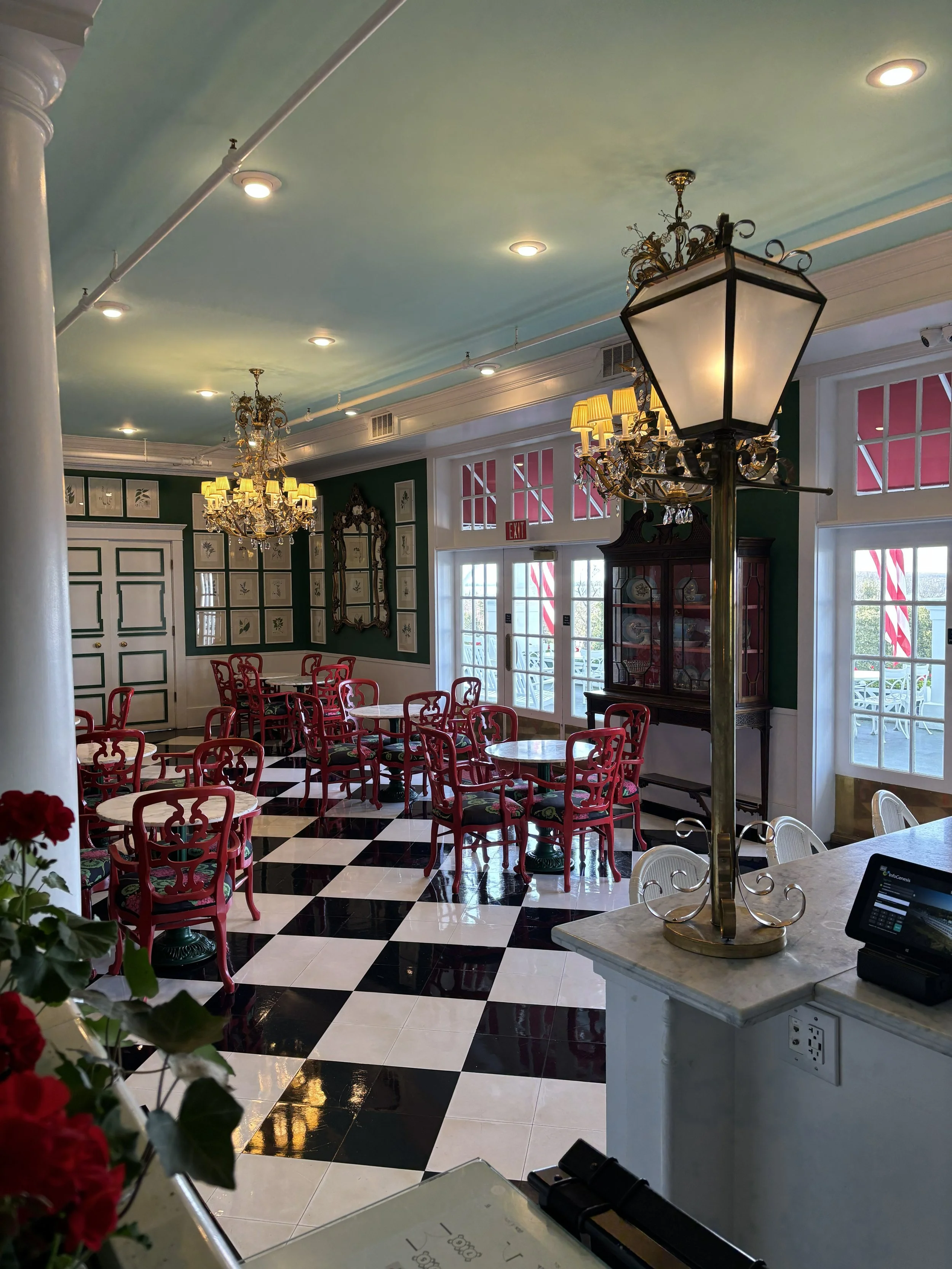 Cafe.jpg