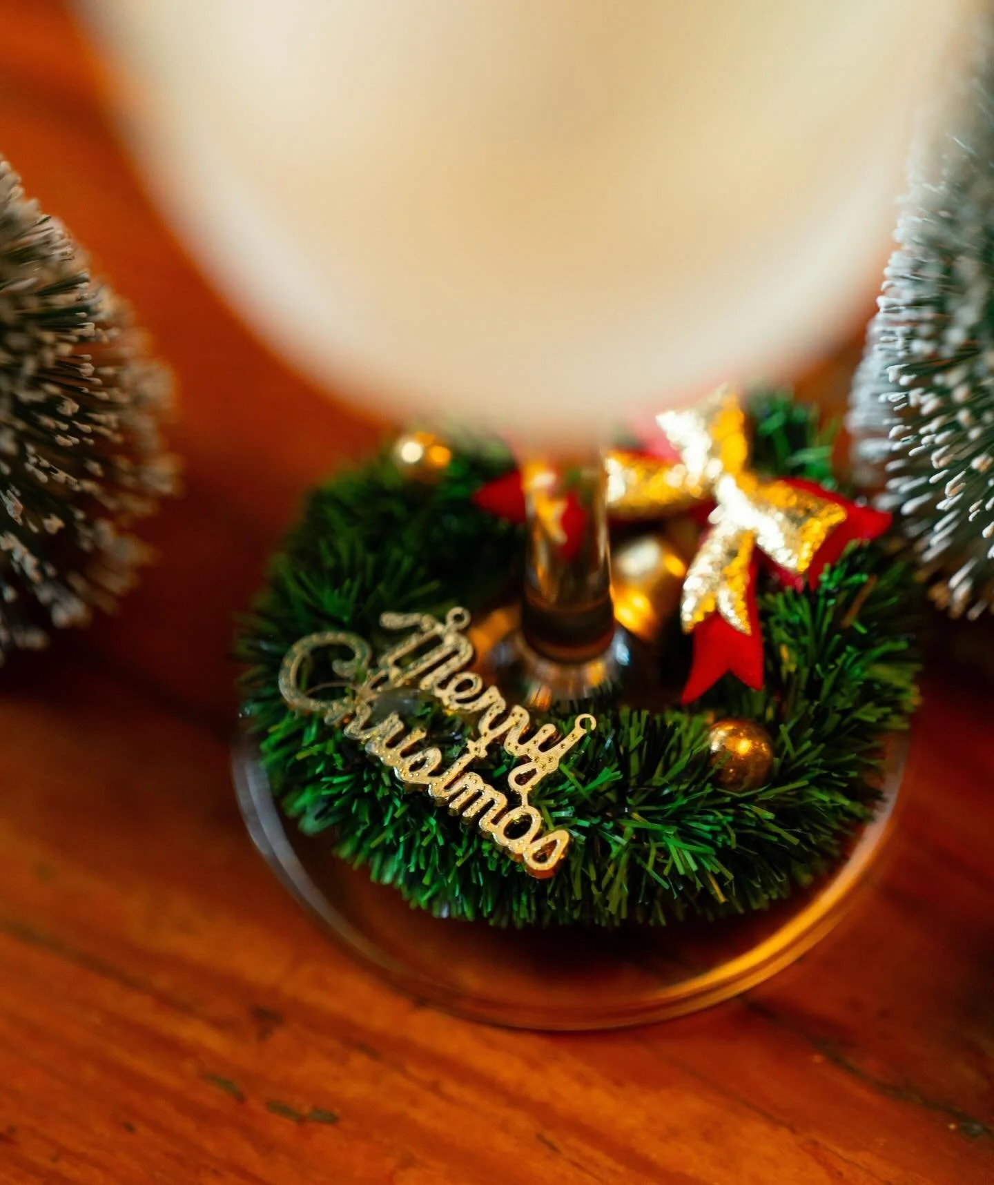 One Partridge in a Pear Tree, zero judgment. The holidays are still very much happening at Daisy Merry-Rita Bar. Come soak it all in while you still can. Now through January 4th.⁠
⁠
#daisyla