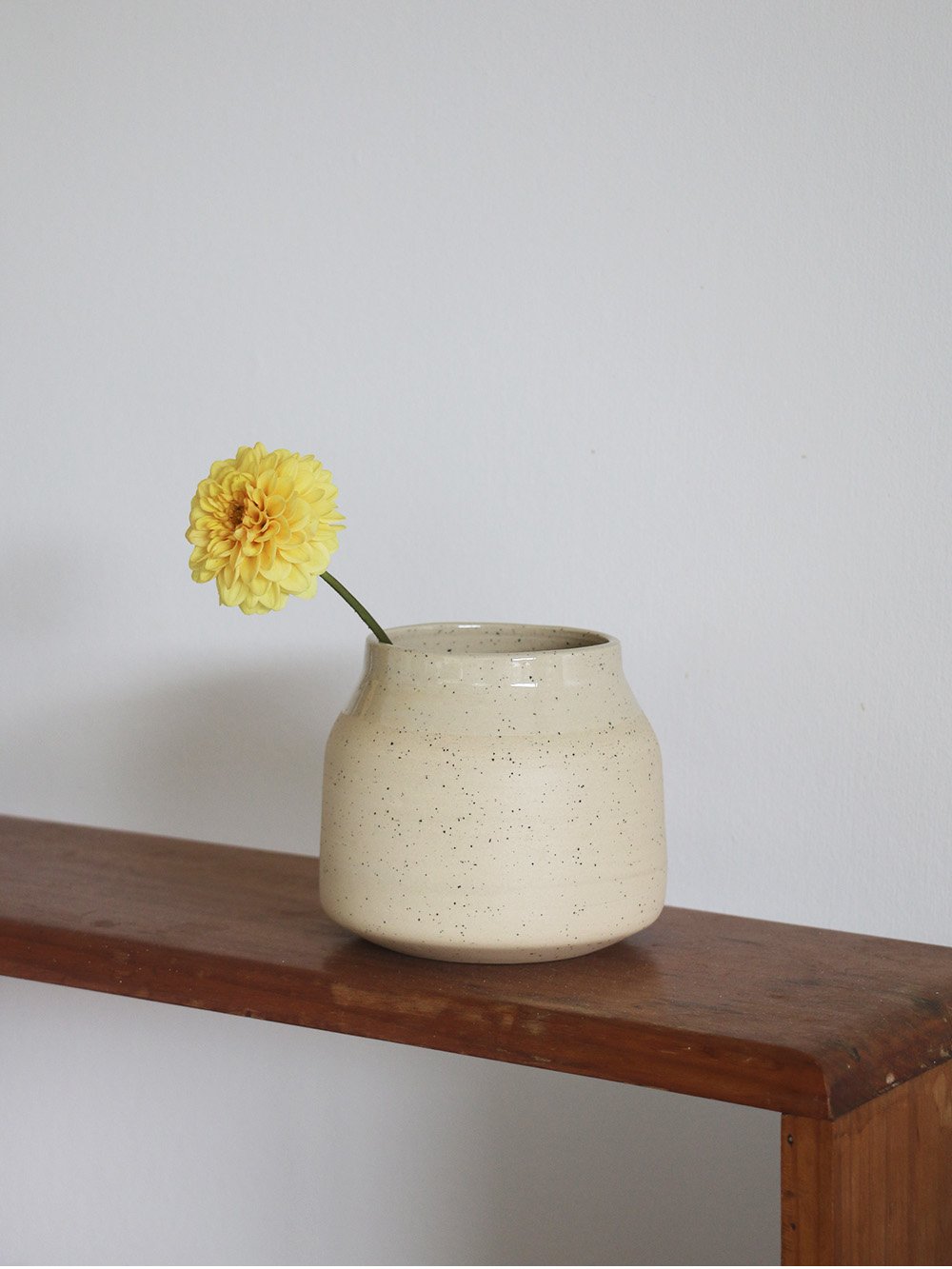 Low_Vase_001.jpg