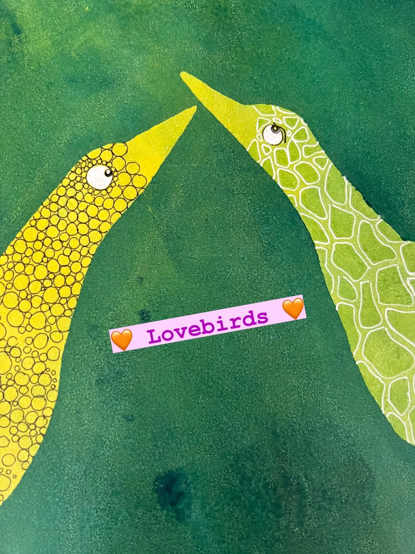 It s a rainy afternoon and these two lovebirds cheer me up 🙂

#love #nzartist #printing #rainyafternoon