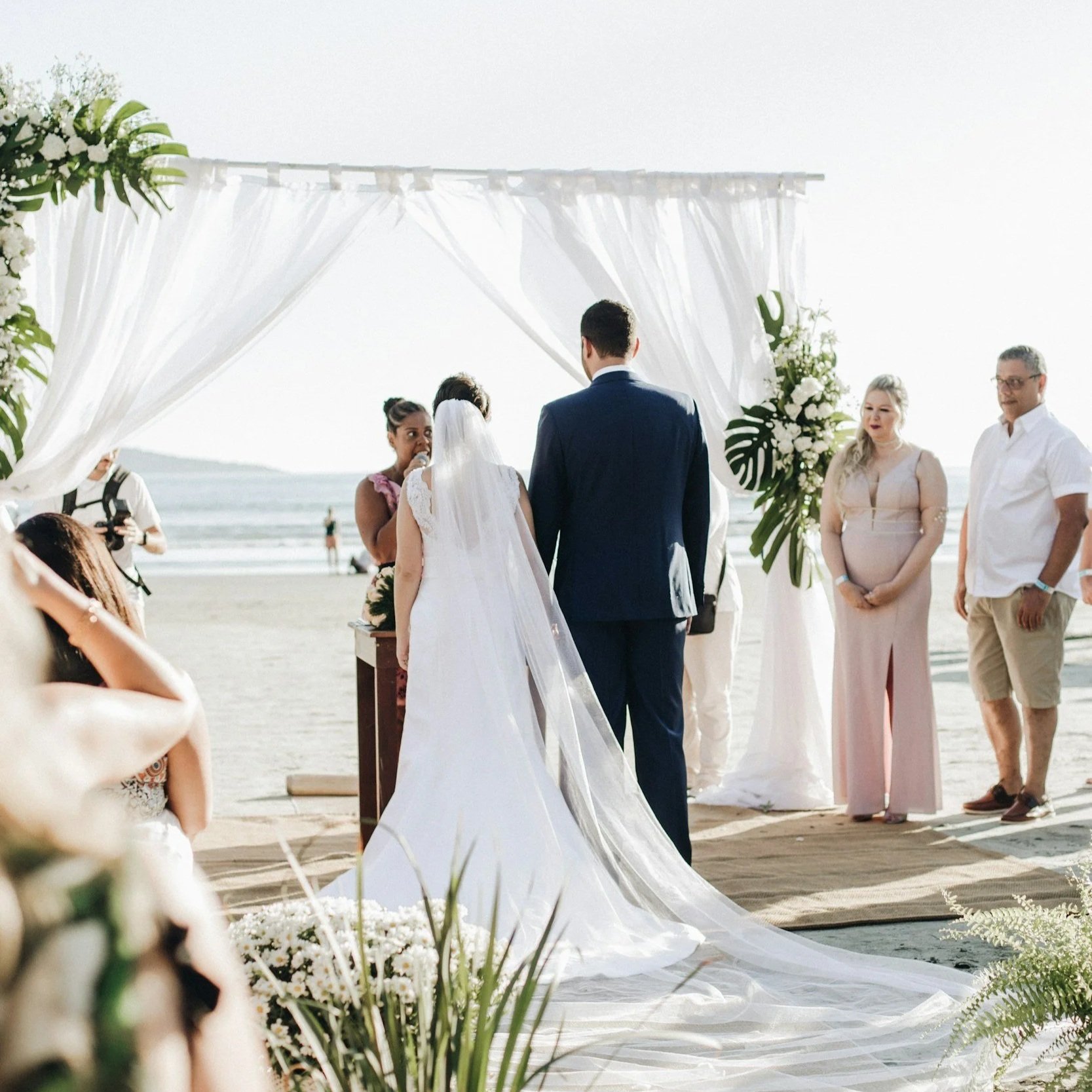 micro luxury wedding