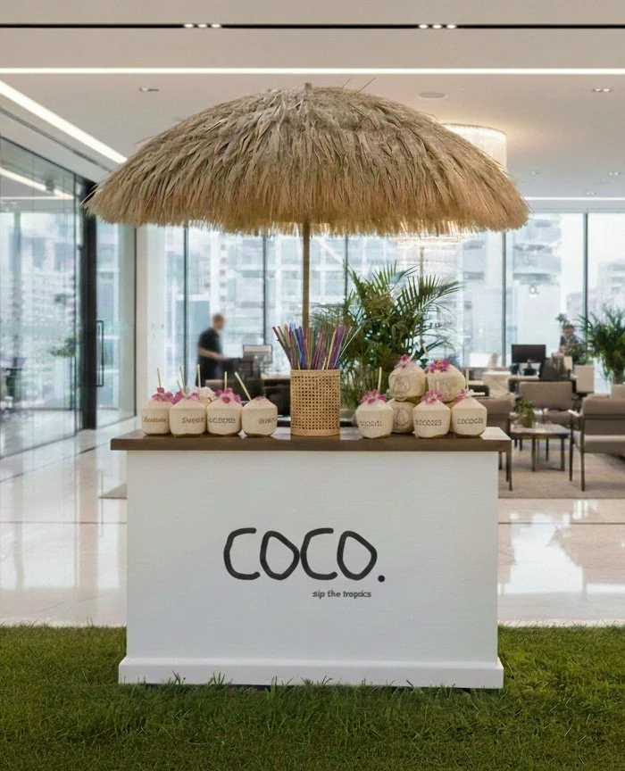 coco-custom-live-coconut-bar