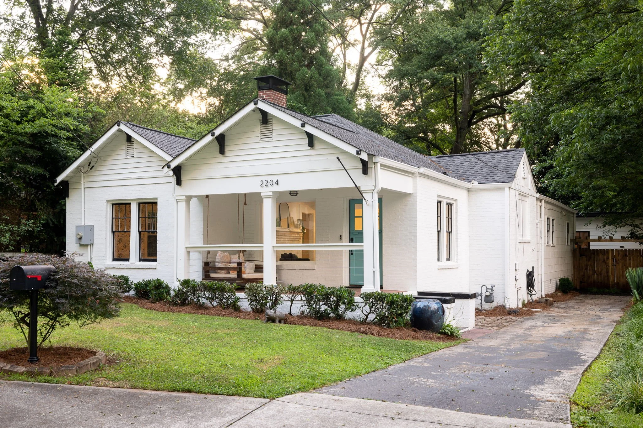 2204 Ridgedale • SOLD