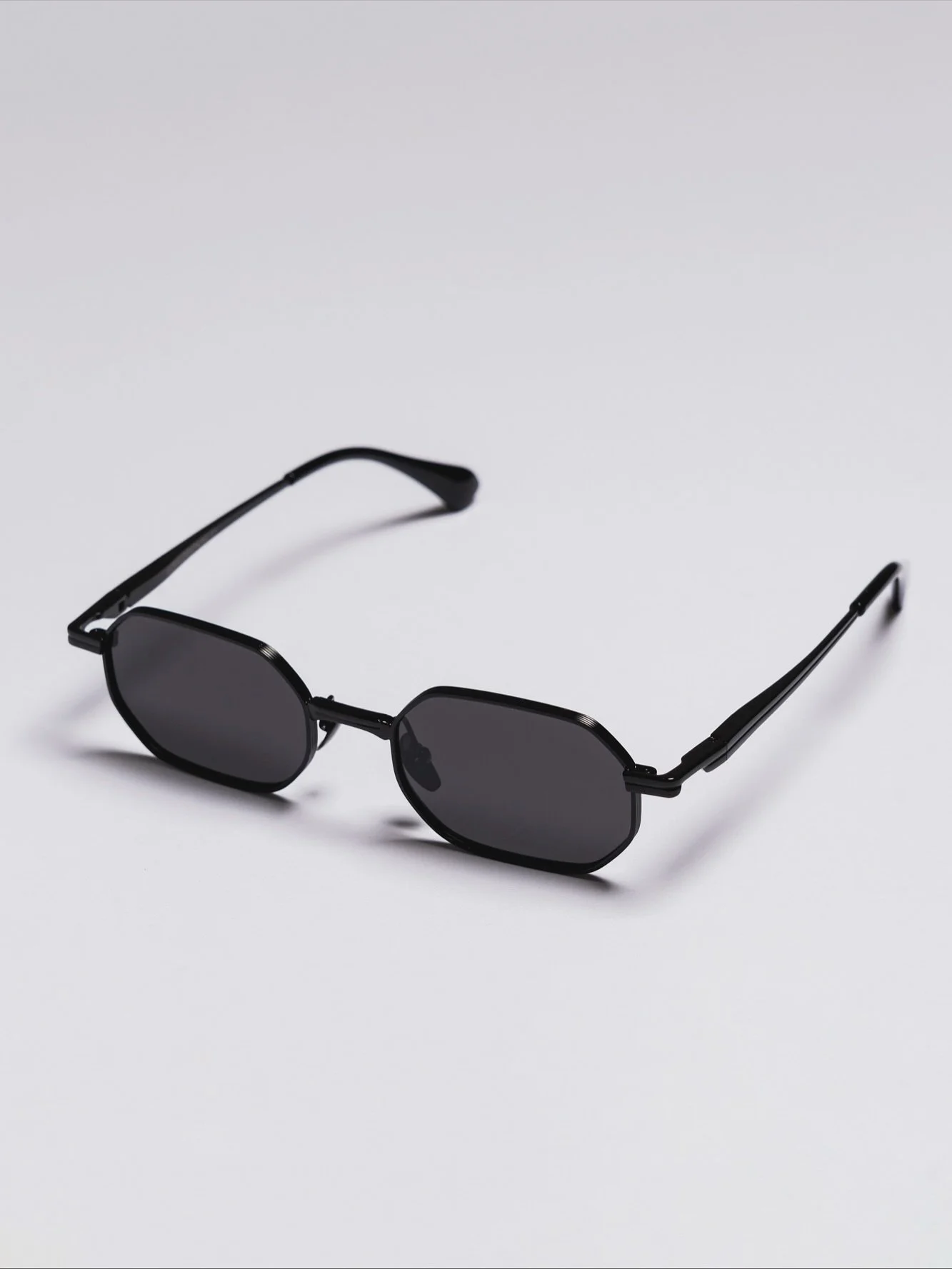 Clicks for @voyaproject_ 
.
.
.
.
#voya #voyaproject #sunglasses #fashion #eyewear #glasses #style #sunglassesfashion #shades #sun #eyewearfashion #sunglasseslover #eyeglasses #sunnies #accessories #photoshoot #photography #fashionphotographer #photo