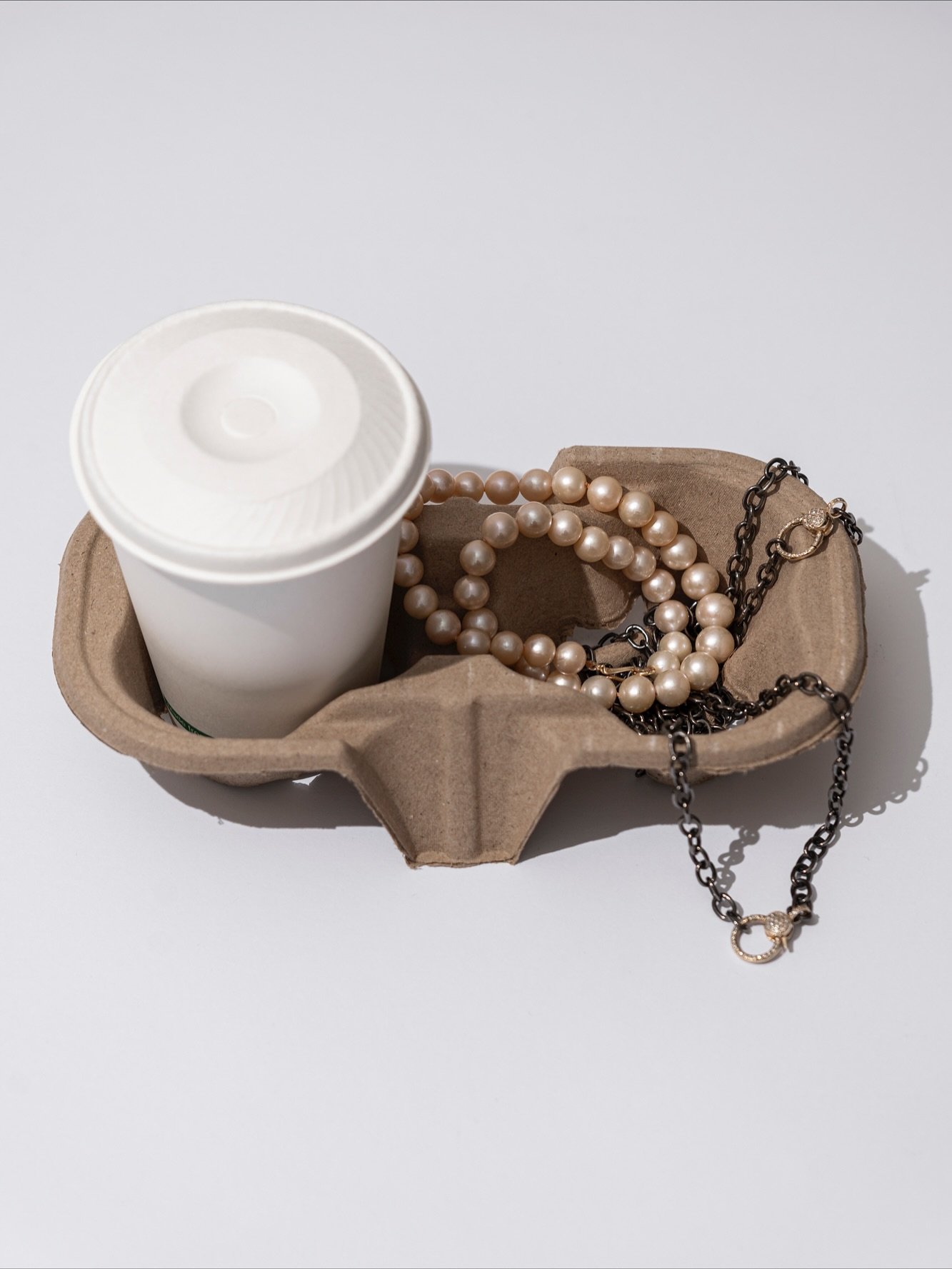 Content for @zinafragi_designerjewellery 
.
.
.
#zinafragi #zinafragi_designerjewellery #toumpouby #photoshooting #jewellery