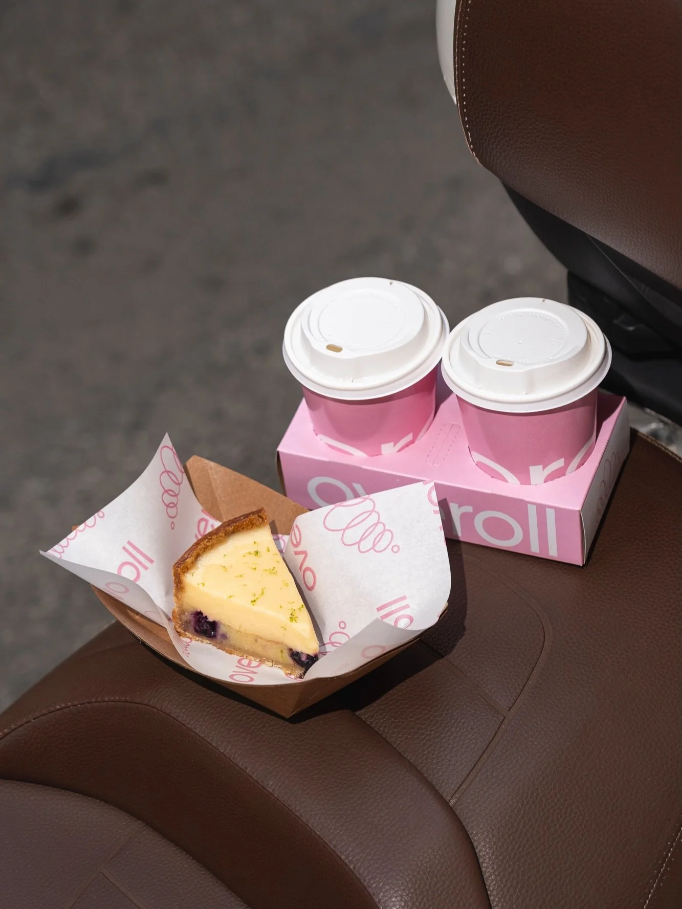 Content for @overoll.croissanterie 🥐 
.
.
.
#toumpouby #photographer #photoshooting #overollcroissanterie #croissant