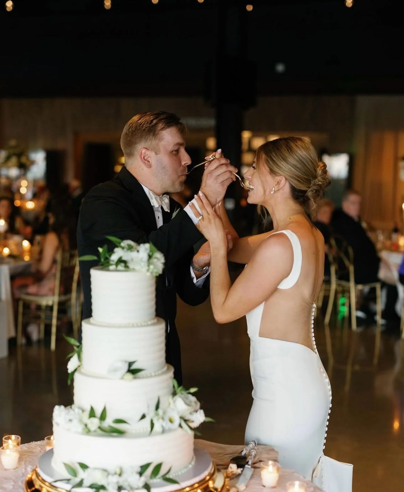 Gearing up for the Wedding Season ahead 🎂🤍

#weddingseason #weddingcakes #wedding #cake #cakesofinstagram