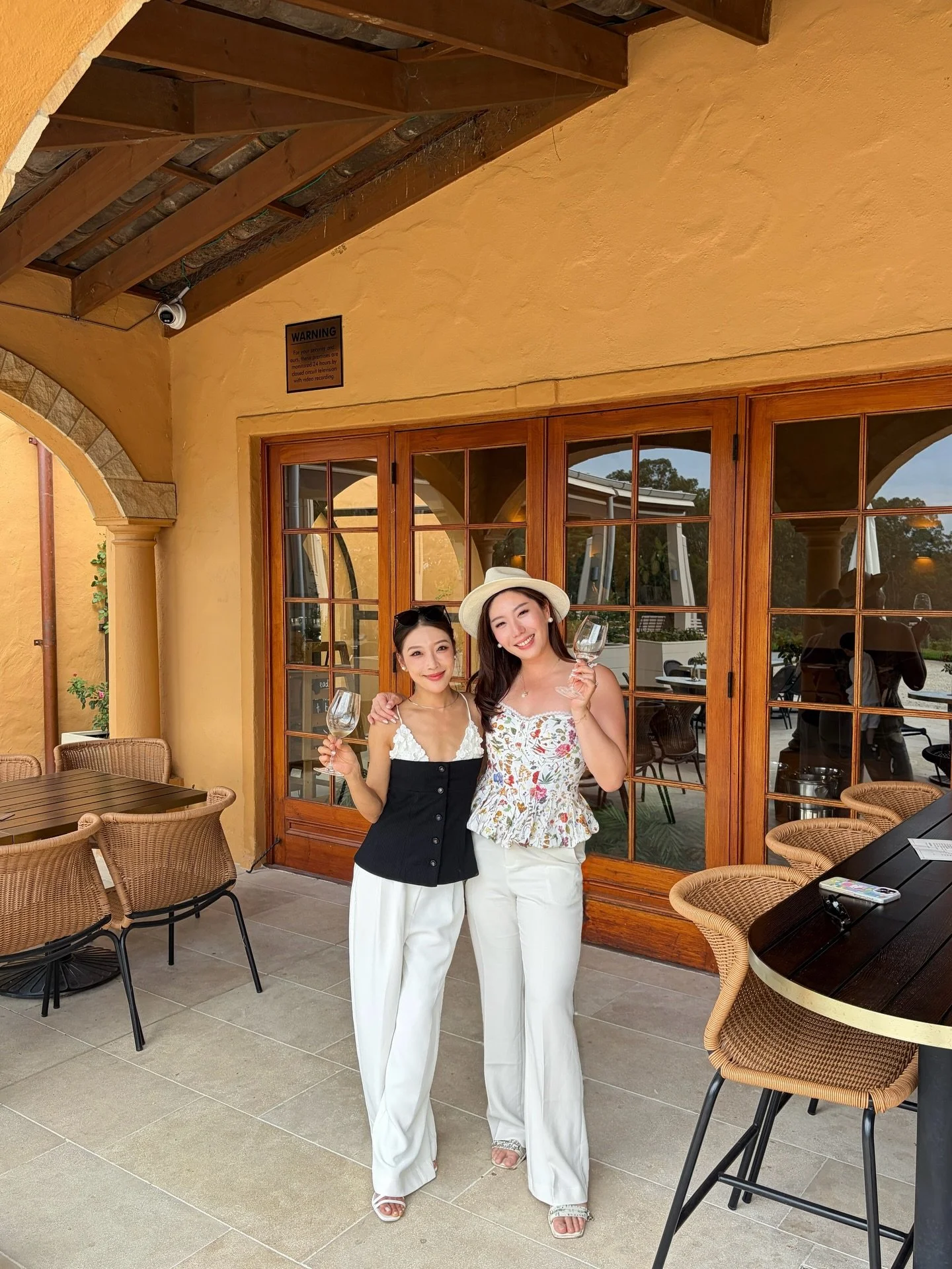 Straight into my core memory ✨20 years of friendship that began when we were 12 in Guangzhou the city where we were born and grew up. Dance classes, late-night talks, spontaneous adventures&hellip; all the little moments that built a bond that only g