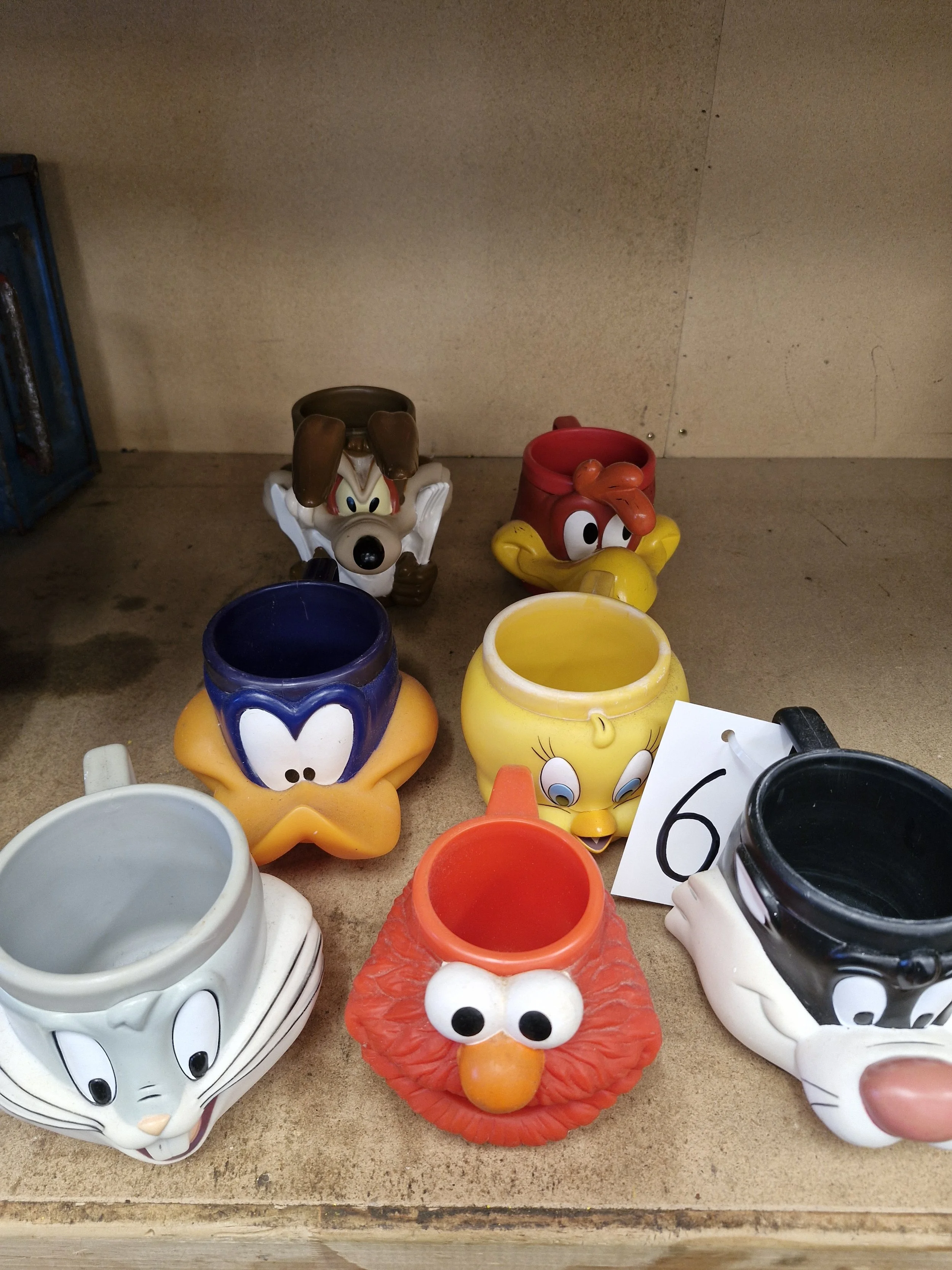 7x cartoon drinking cups