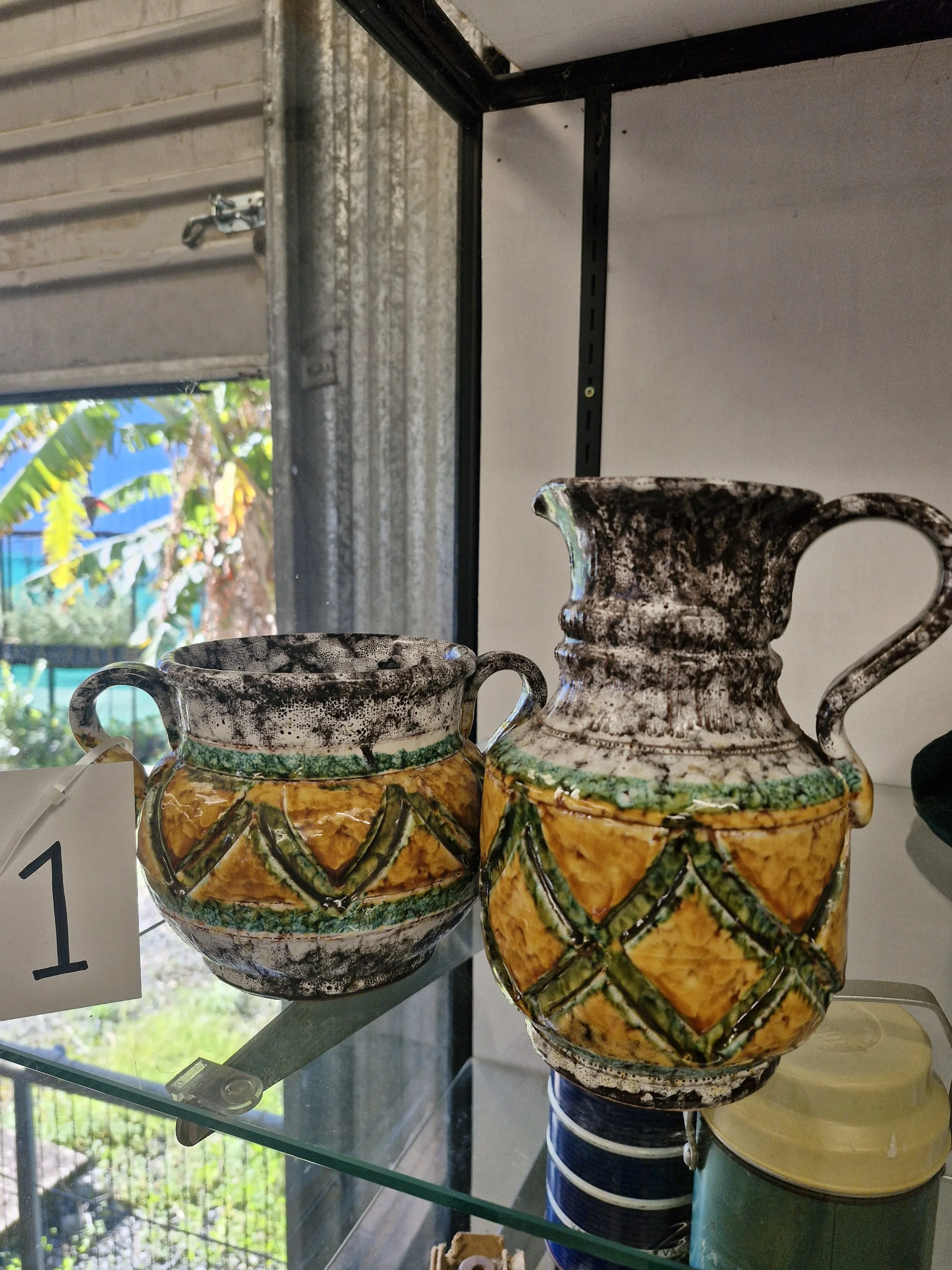 2x Erica Italy Jug and pot