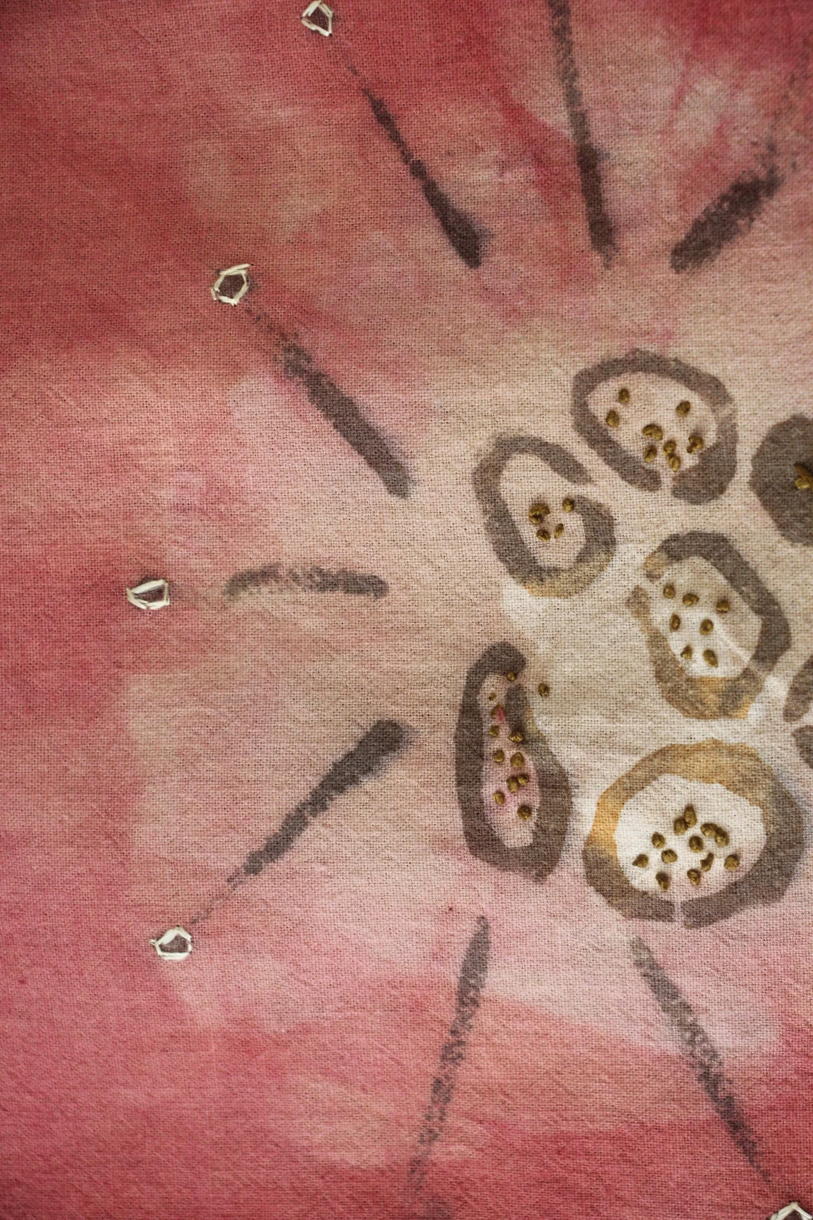 Detail — Bottle Nova (Madder)