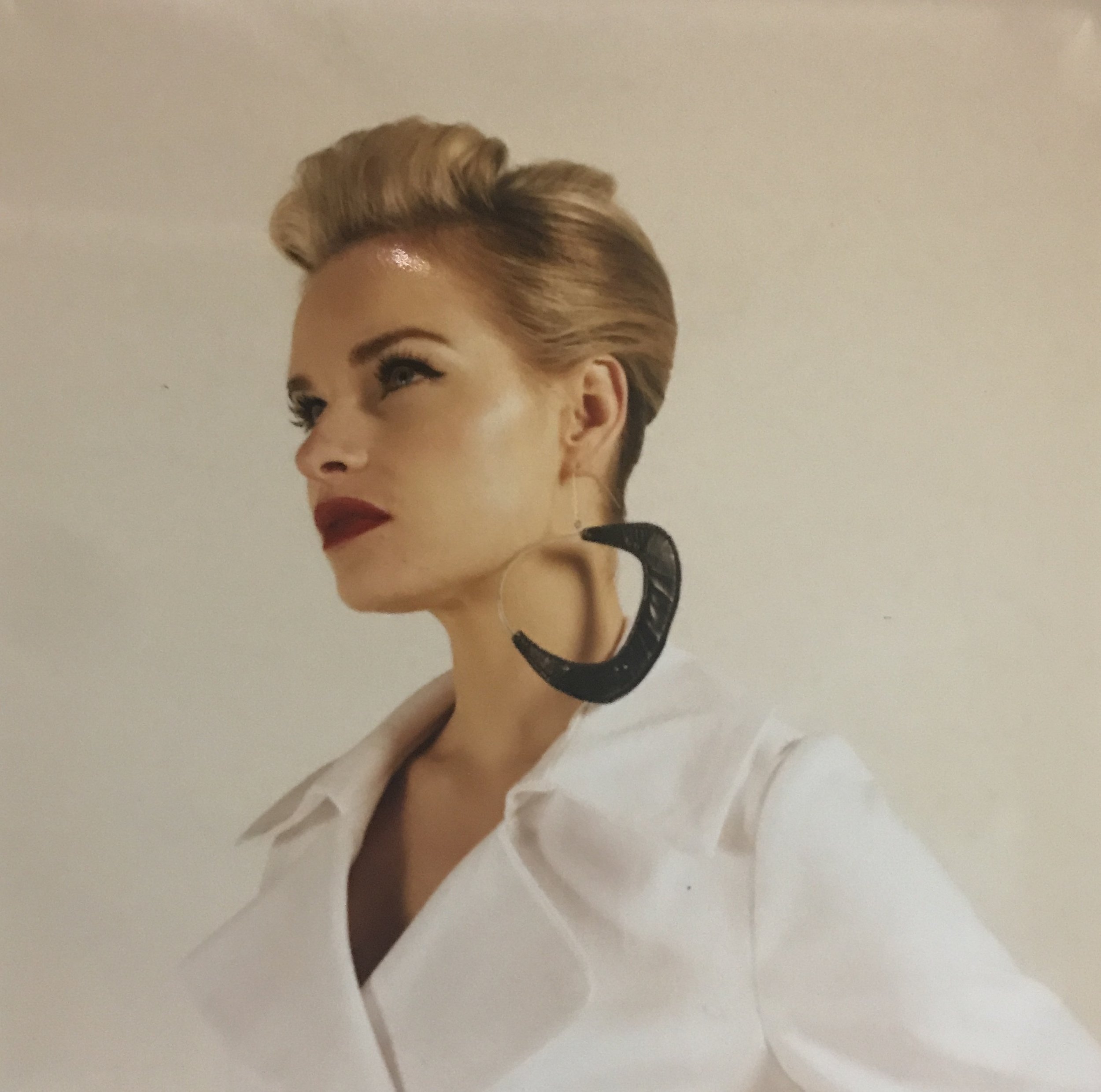 Extra large earring. #2000s. Photo: Susan Grdunac