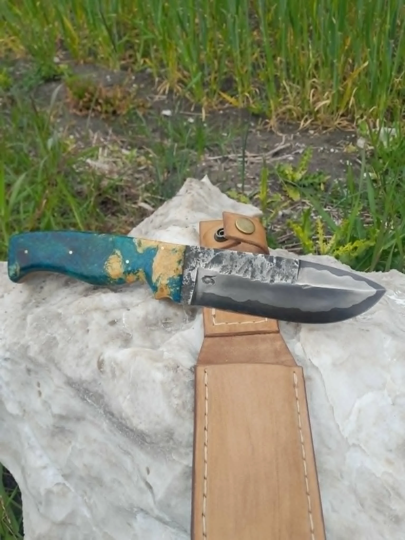 Couteau forgé San Mai