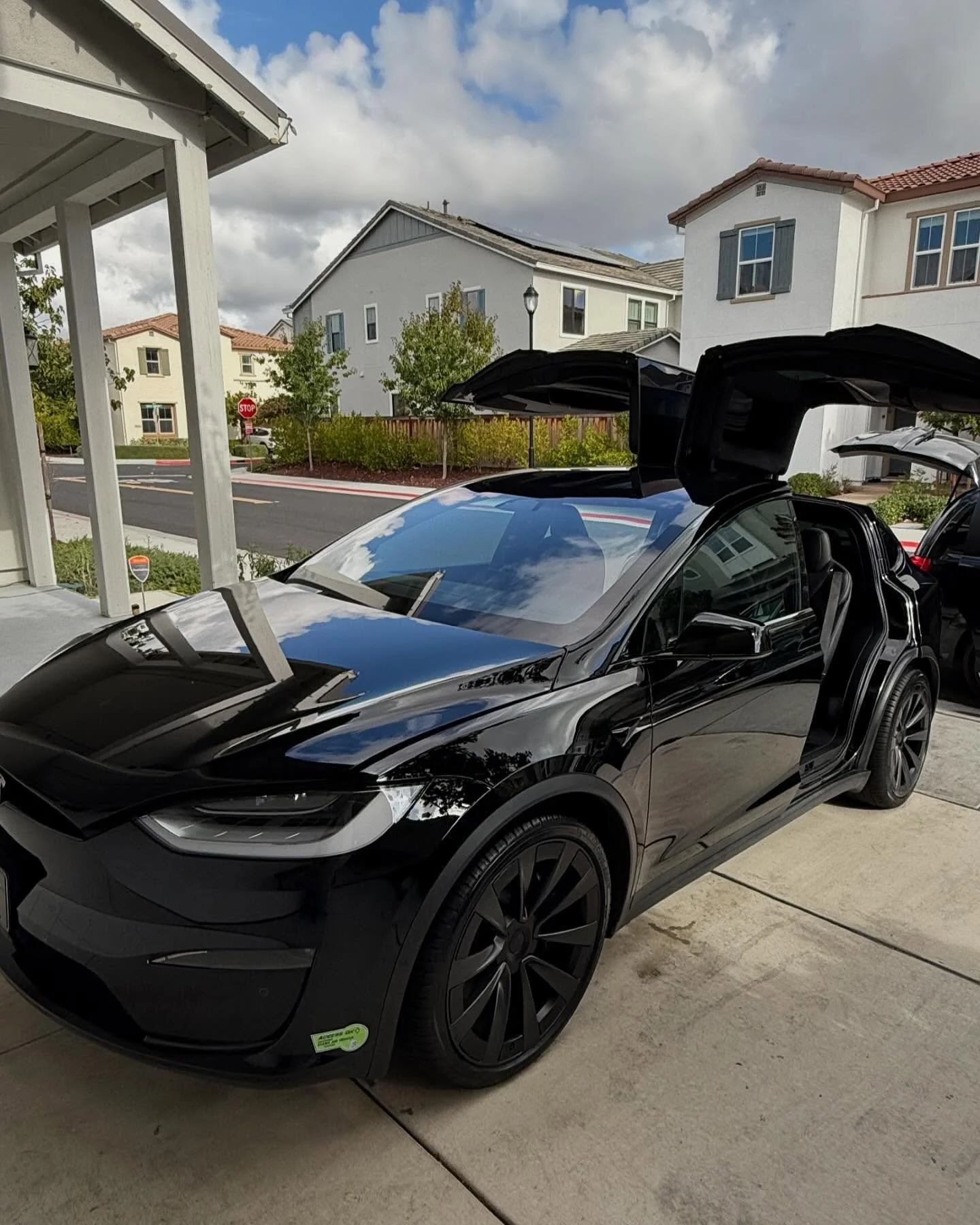 Basic detail on a Tesla
Book your appointment with us!📲
Located all around the bay area📍
(650)485-9461
tigersautodetail@gmail.com